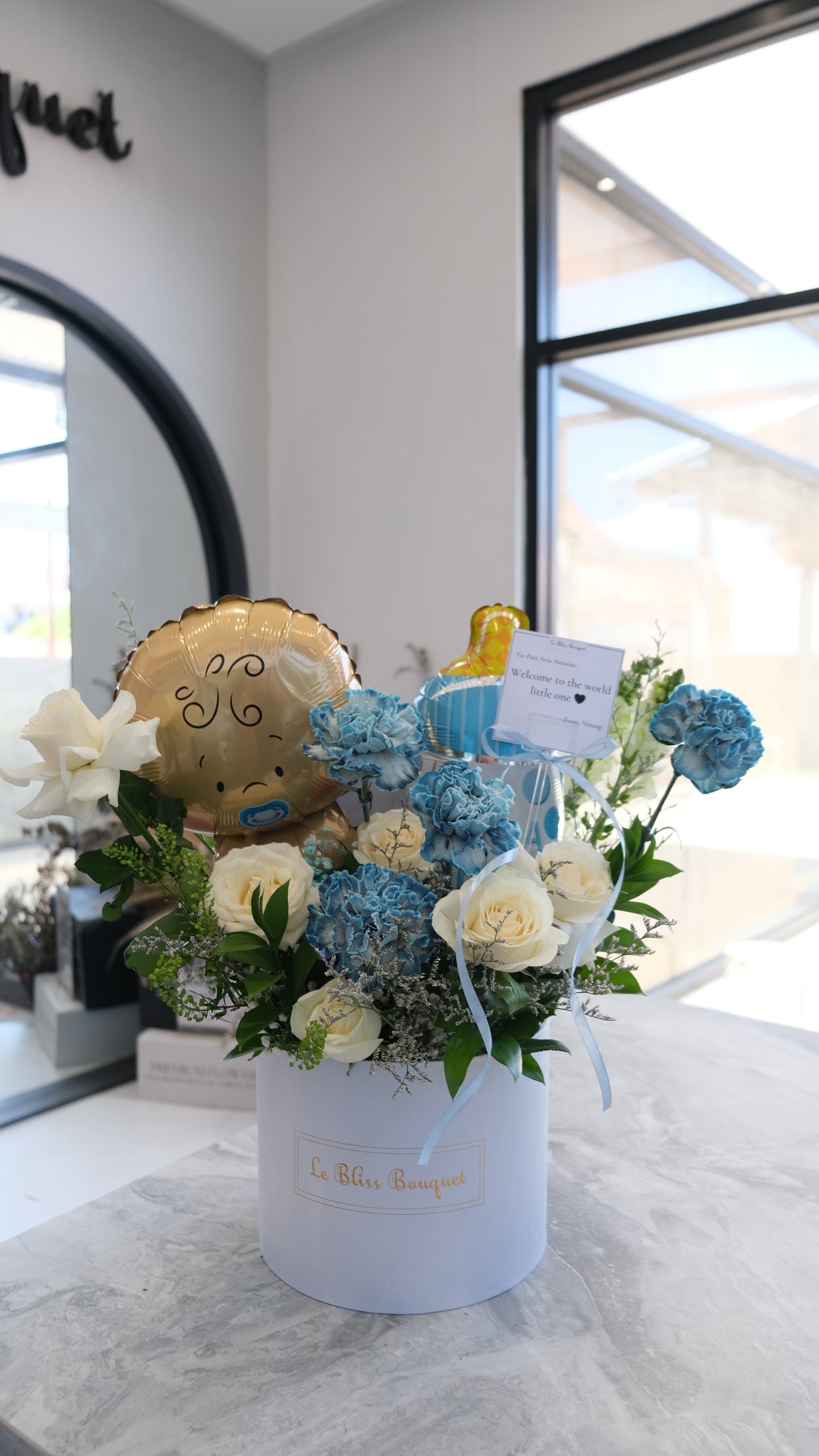 Newborn Blooming Bloombox