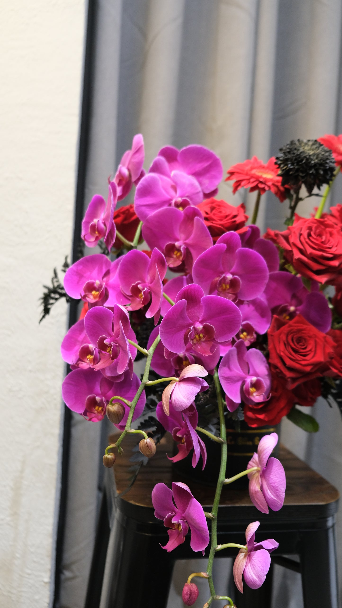 Midnight Orchid Luxe Petite Bloombox