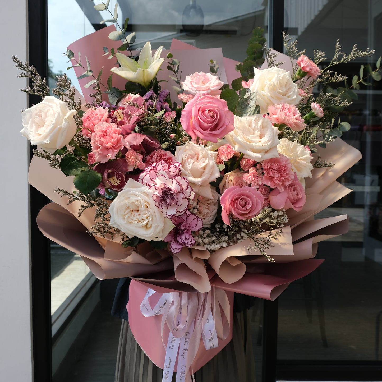White O’Hara Hermosa Bouquet from Le Bliss Bouquet – florist Bintaro BSD South Tangerang