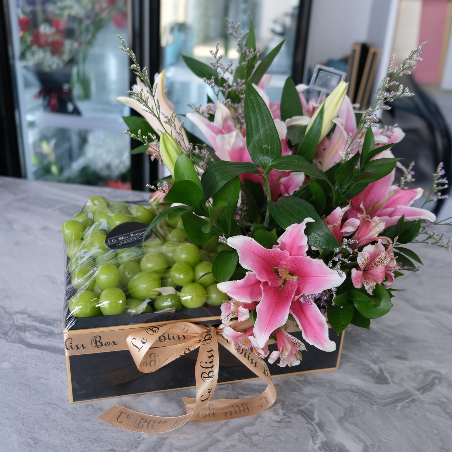 fruit hamper lily and grapes in jakarta indoensia