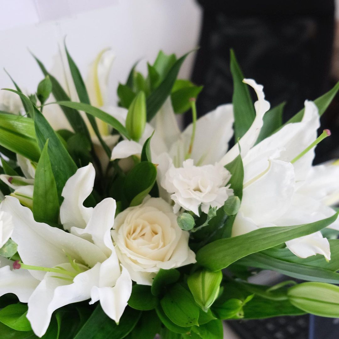 White Lily Casablanca in Vase