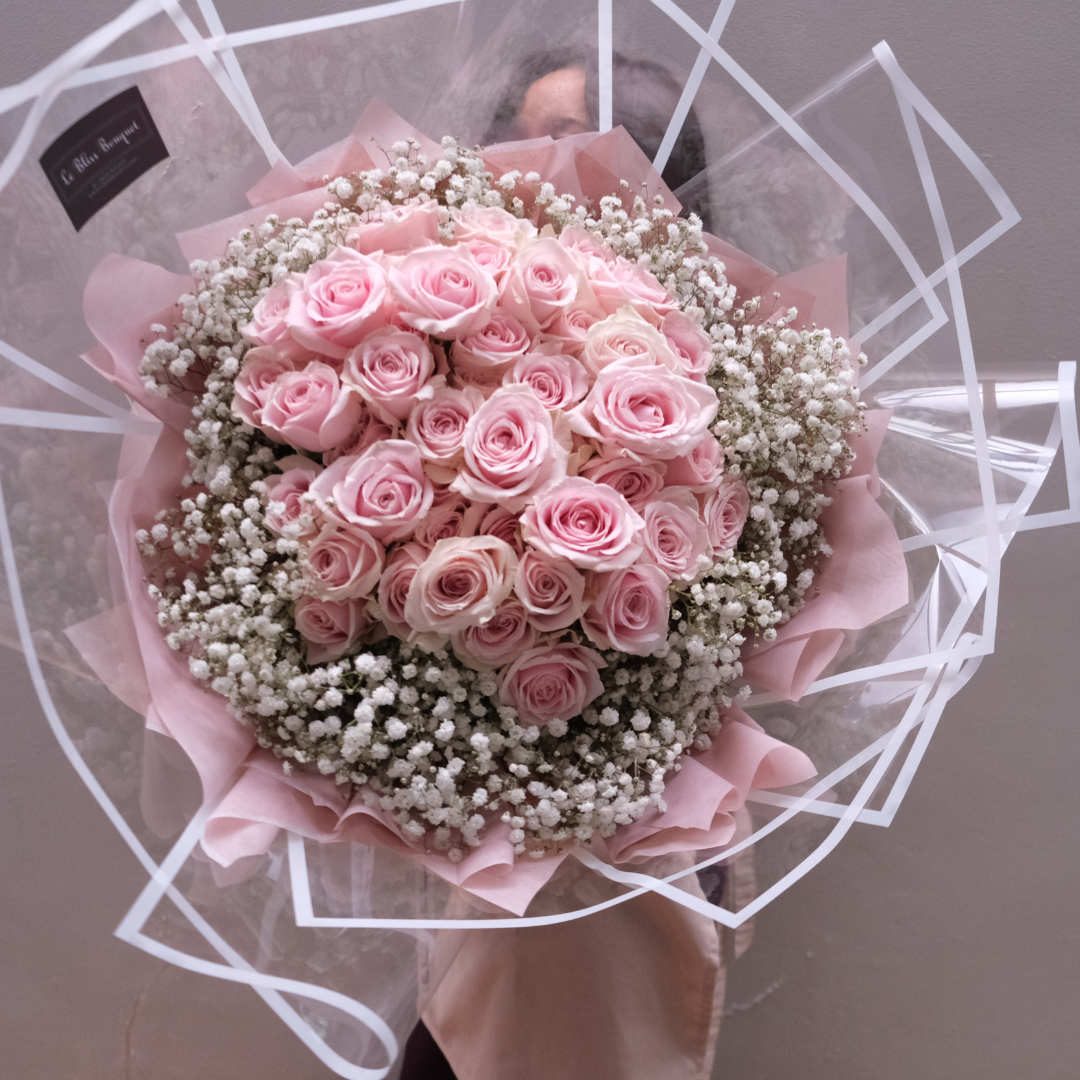 Classic Rose and Baby's breath Bouquet - Le Bliss Bouquet