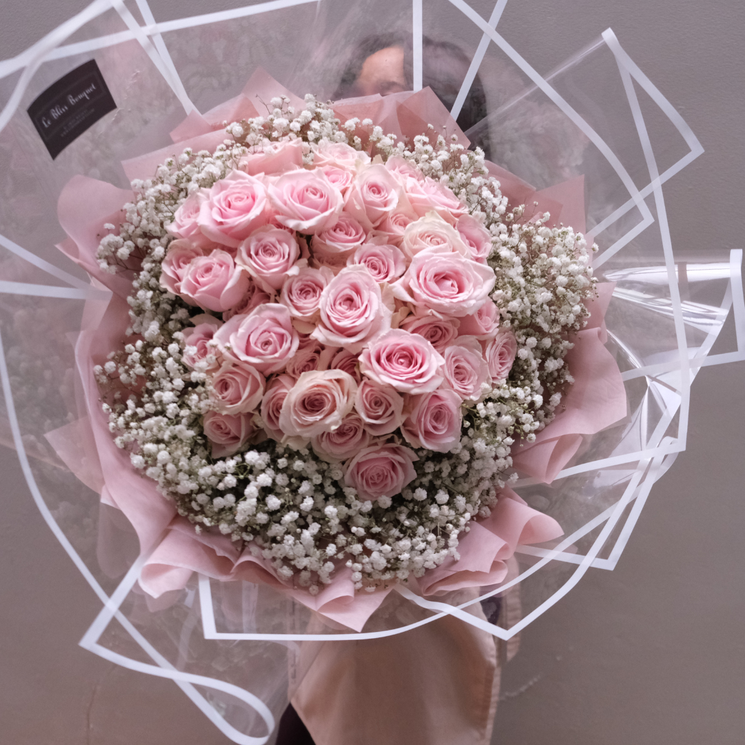 Classic Pink Rose and Baby's breath Bouquet