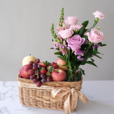 Fruit Parcel - Le Bliss Bouquet. Fruit Parcel – Parcel buah premium dengan hiasan bunga segar, pengiriman cepat di Surabaya, Jakarta, Cirebon, Gresik & Sidoarjo oleh Le Bliss Bouquet