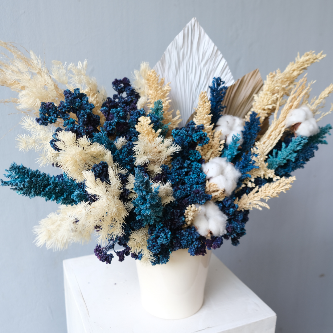 Blue Everlasting Vase Arrangement - Le Bliss Bouquet