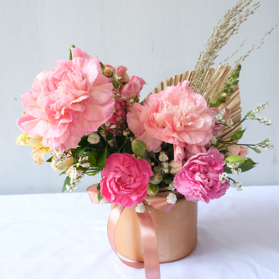 Fresh Carnation Petite Jar