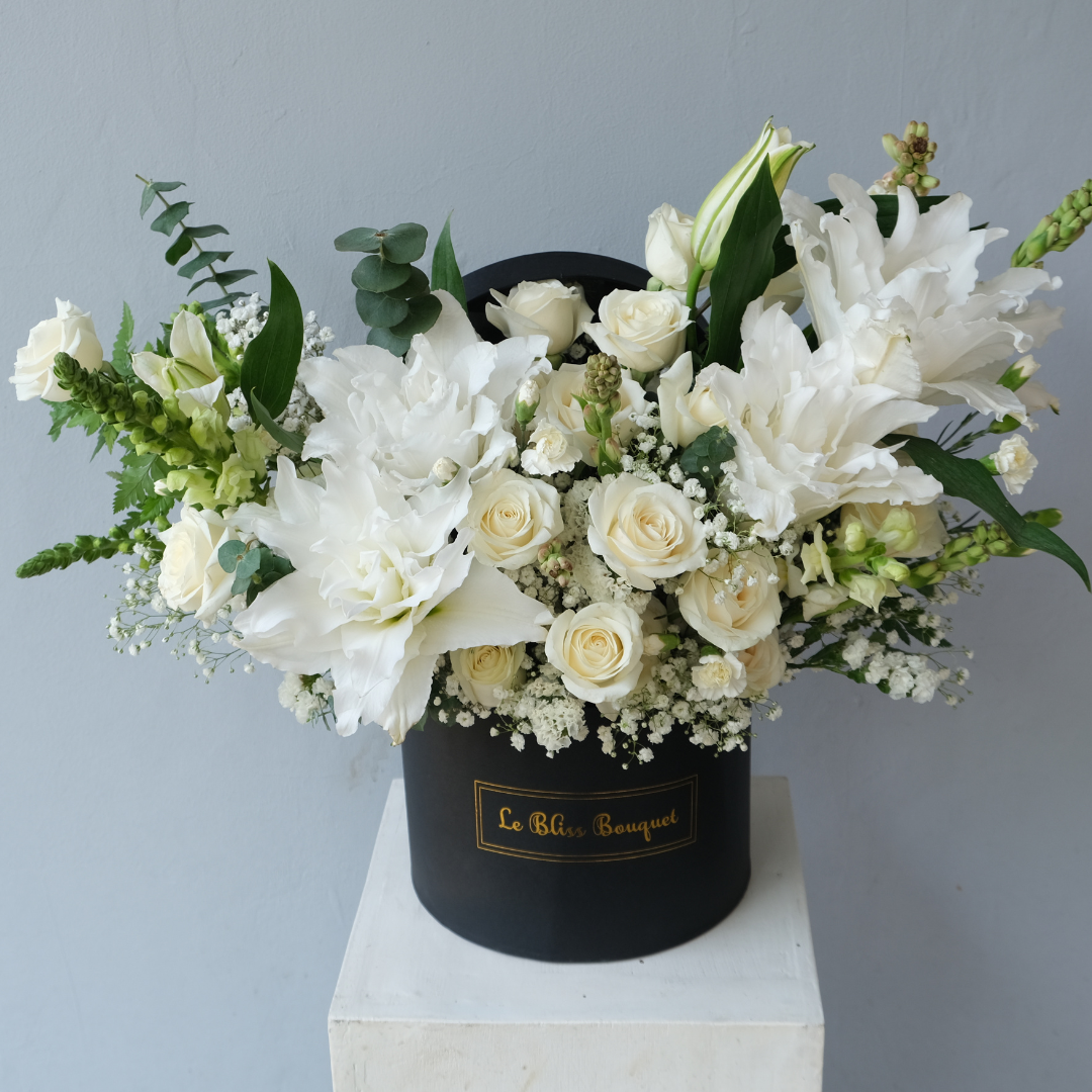 White Roselily Grand Bloombox - Le Bliss Bouquet