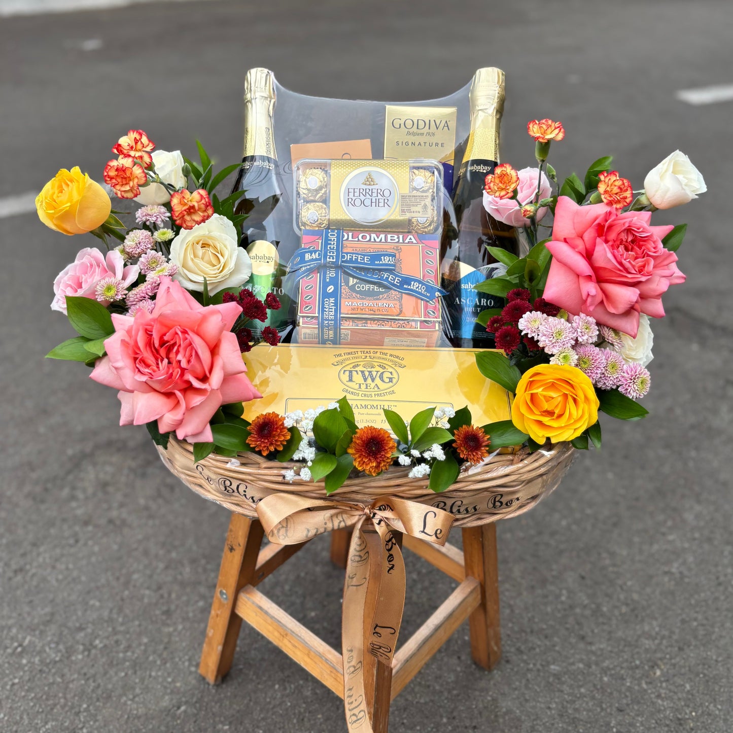 Sparkling Gourmet Hamper