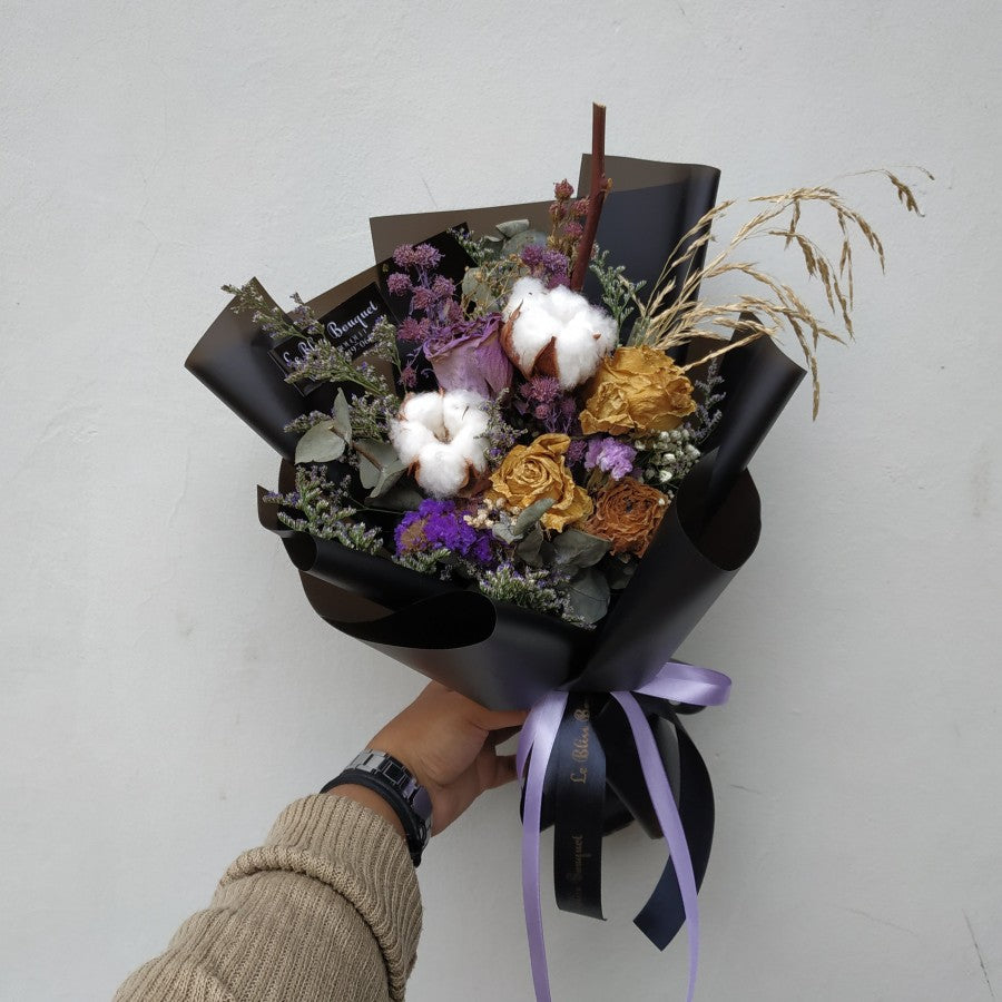 Everlasting Dried Flower Smallie Bouquet - Le Bliss Bouquet