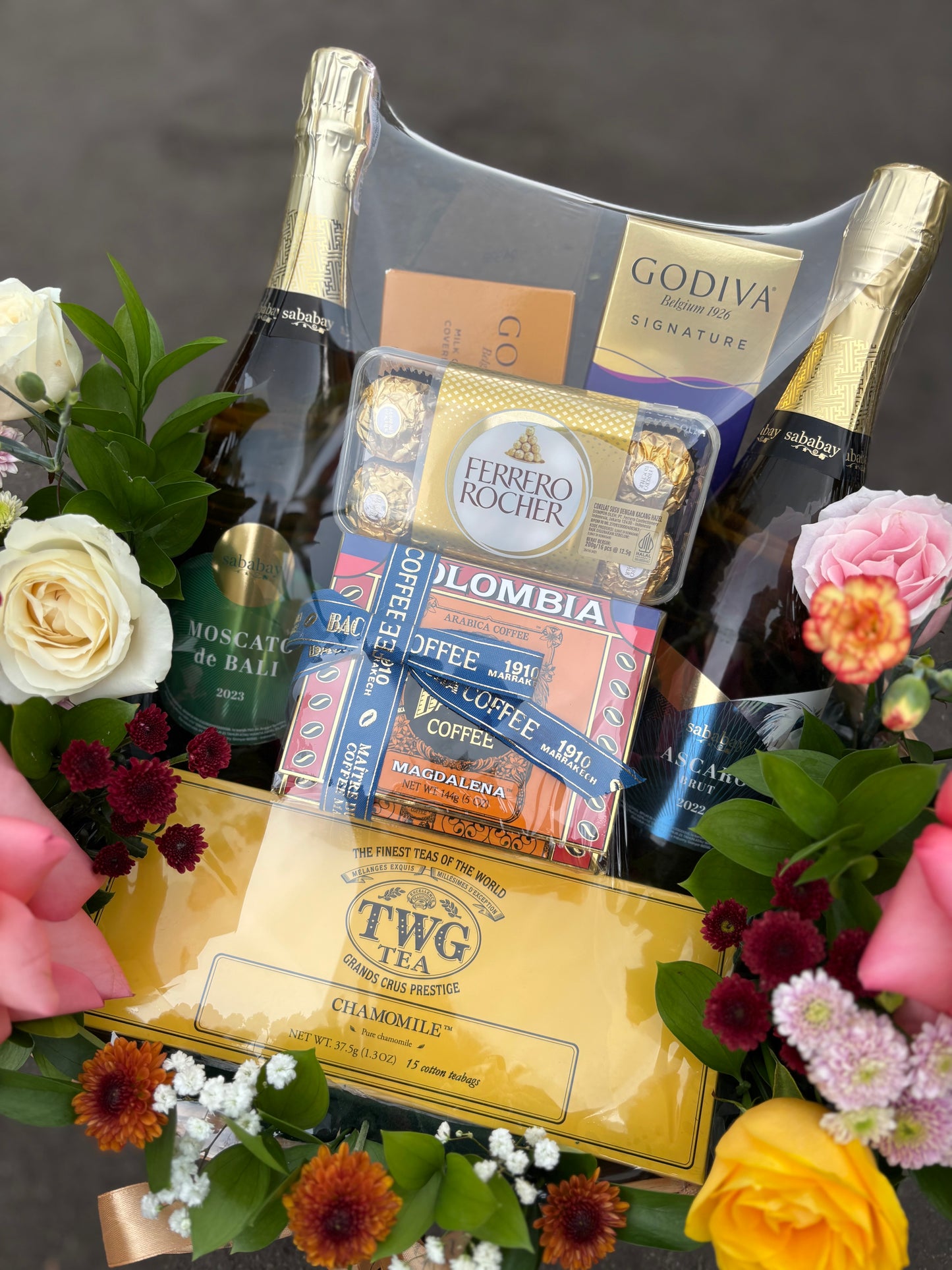 Sparkling Gourmet Hamper