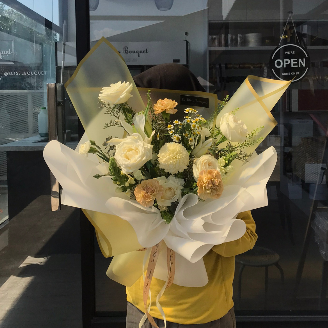 Garden White Yellow Bouquet