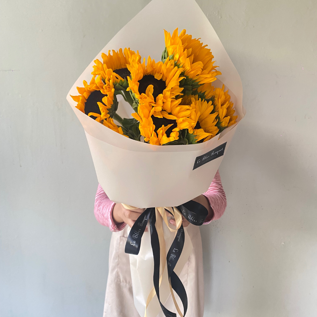 Holland Sunflower Bouquet - Le Bliss Bouquet
