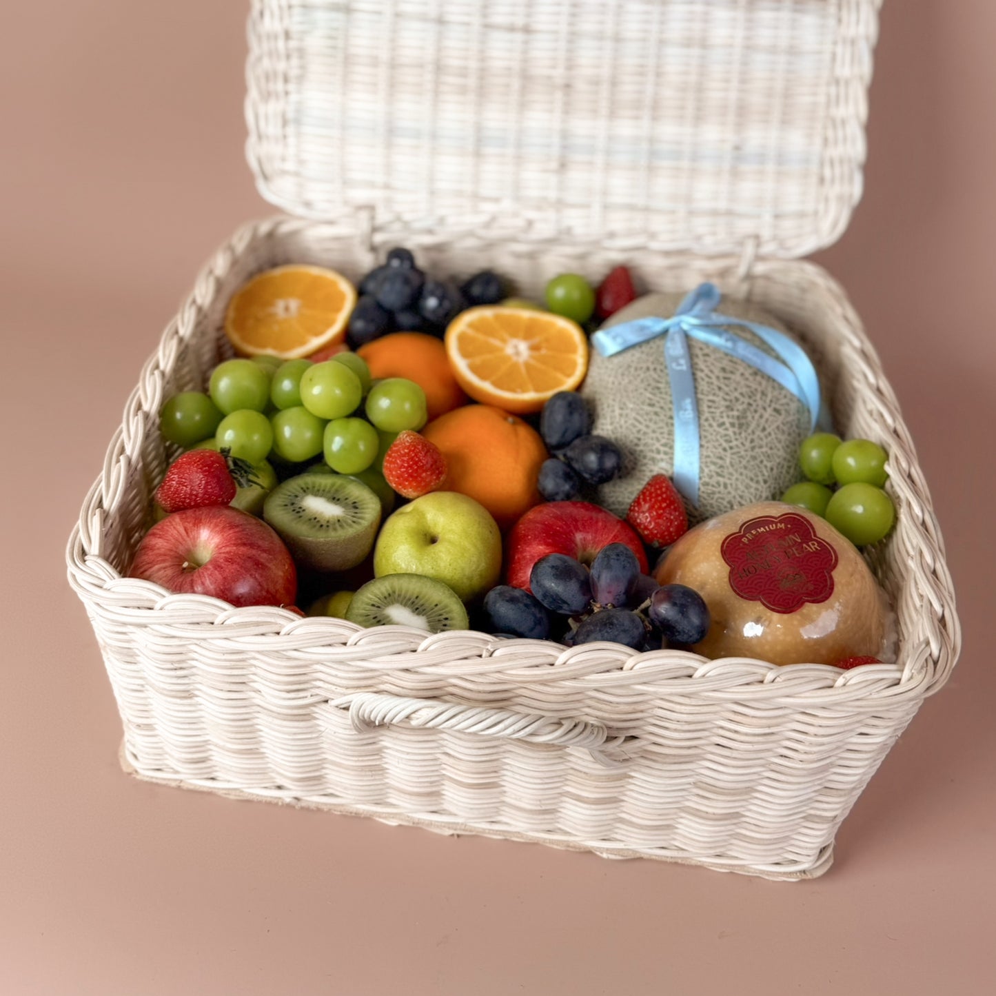 Colorful Melon Rattan Fruit Box