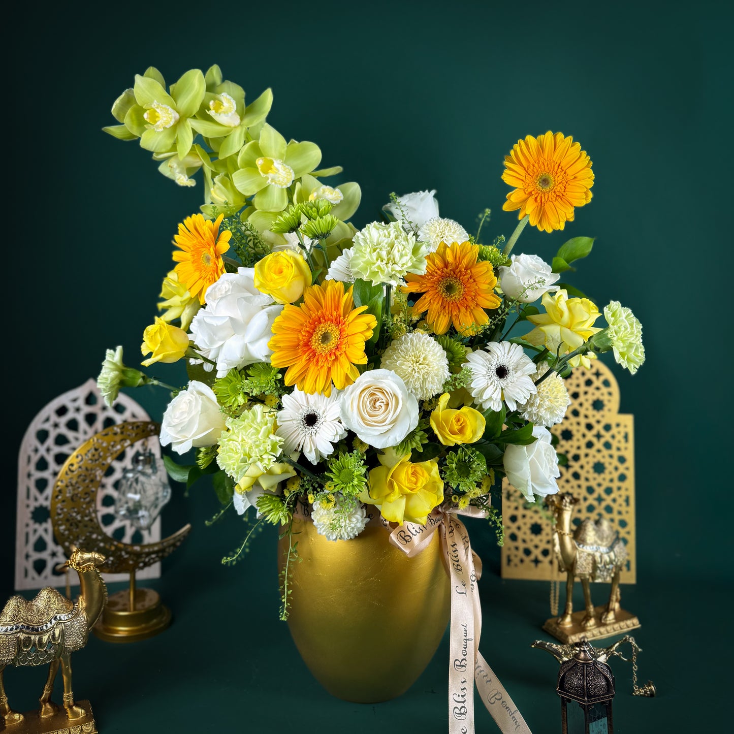 Noor Floral Vase Arrangement