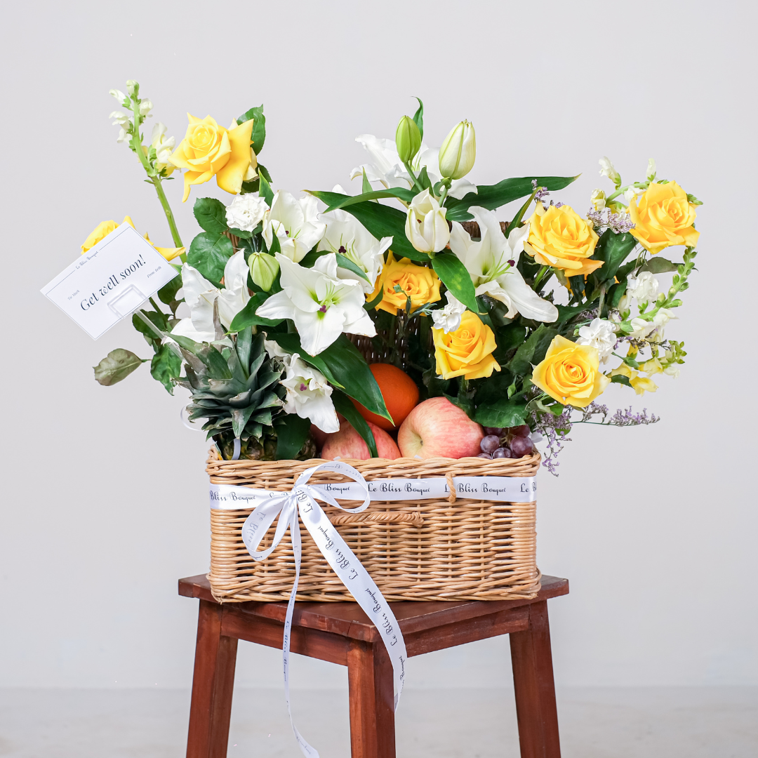 Yellow Fragrant Lily Grand Rattan Fruit Parcel | Parcel Buah