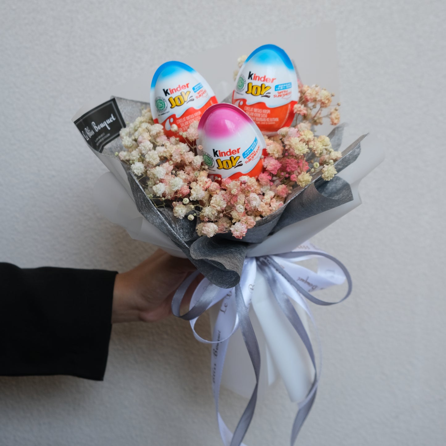 Trio Kinderjoy Babysbreath Bouquet