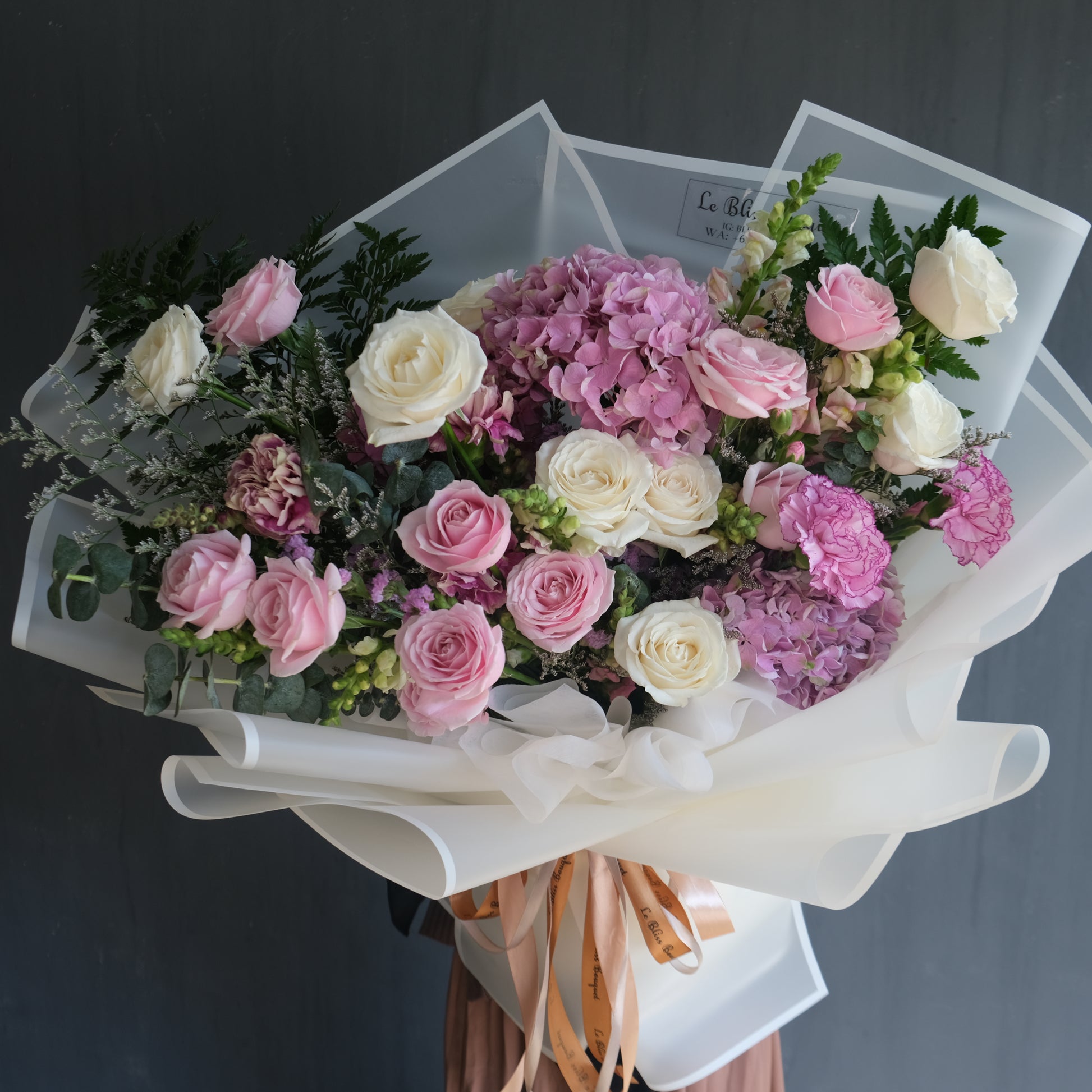 Extra Large Hydrangea Import Bouquet - Le Bliss Bouquet