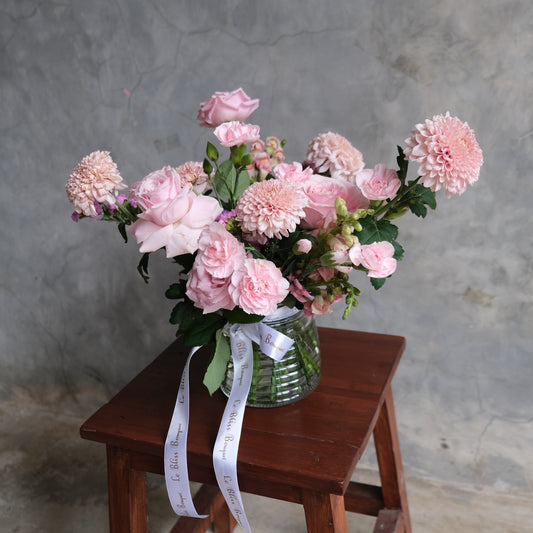 Sweet Pink Roses Vase