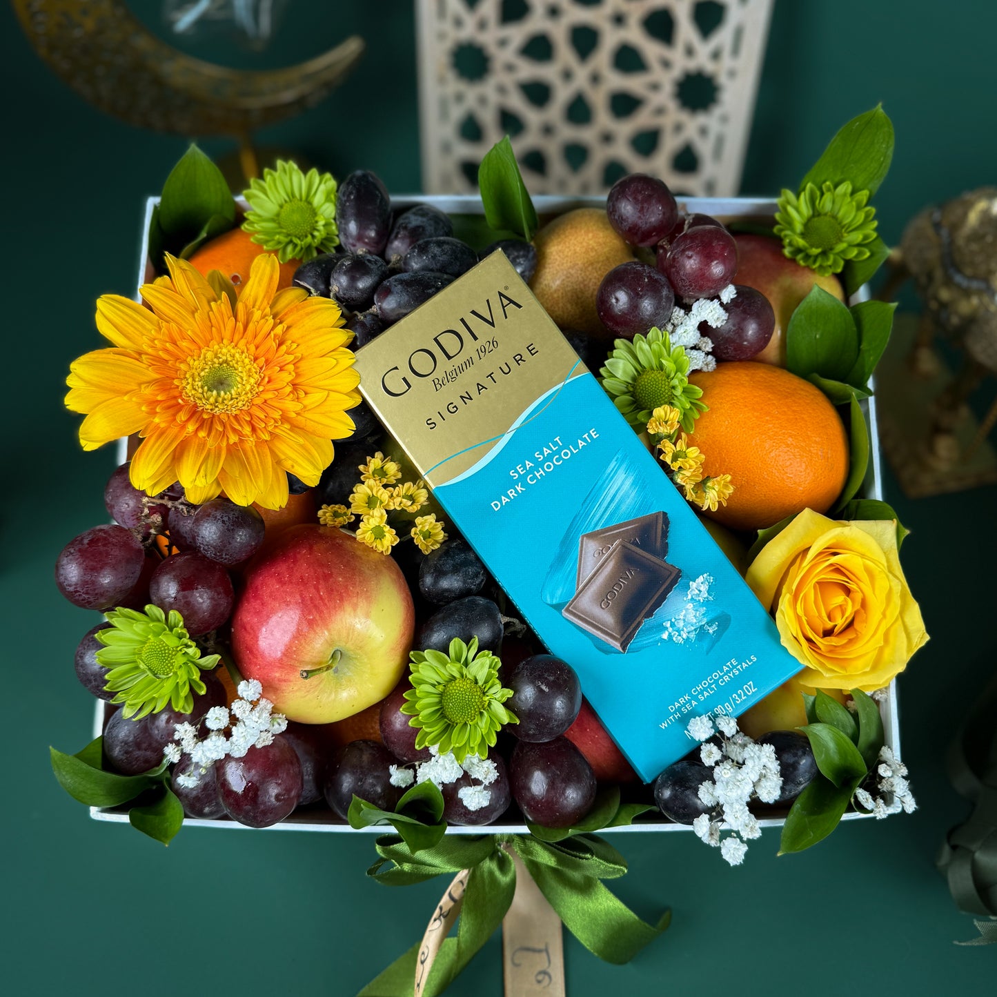 Godiva Orchard Fruit Box