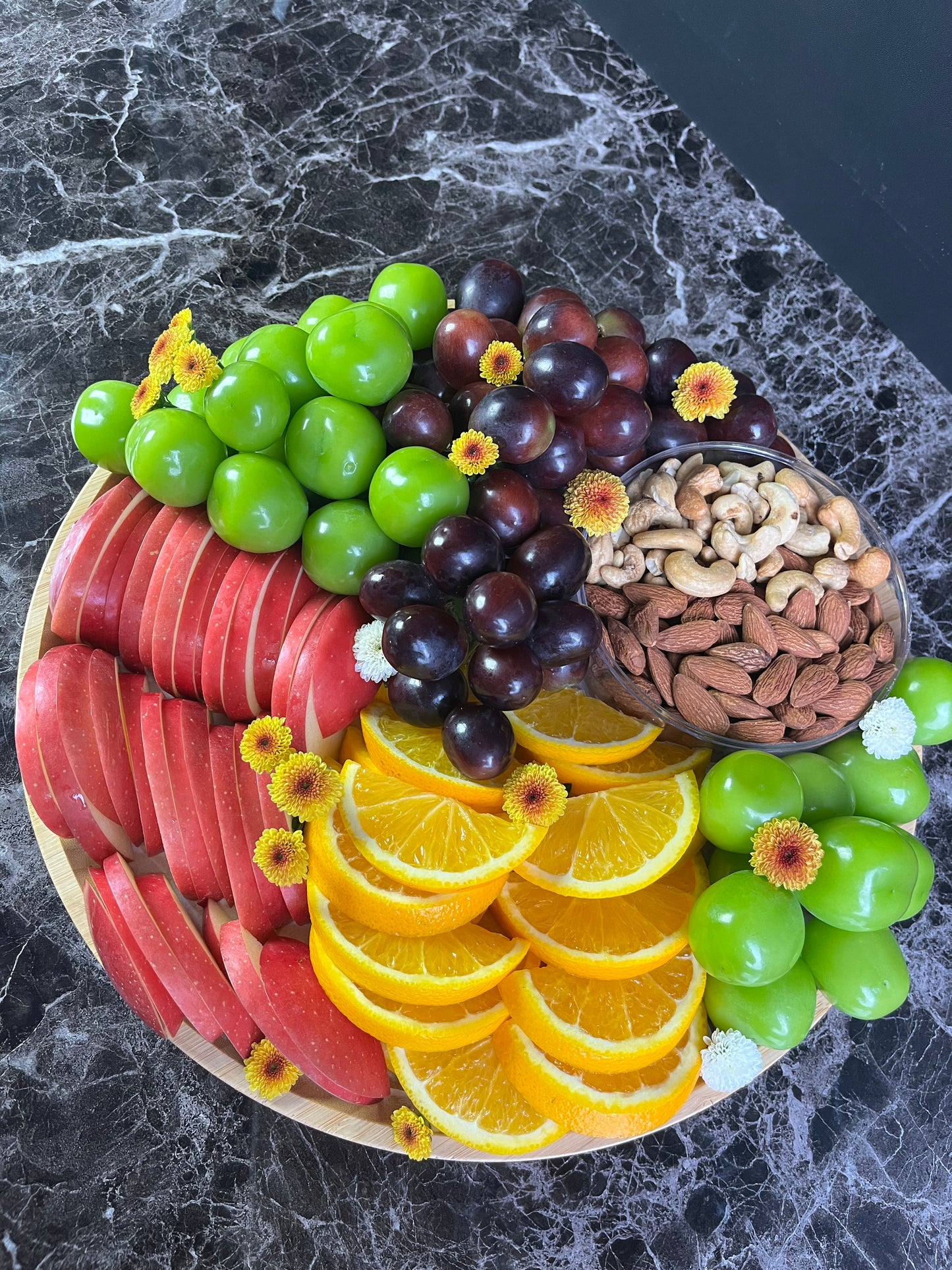 Fruit platter with nuts, platter jakarta, platter surabaya, platter tangerang. by le bliss