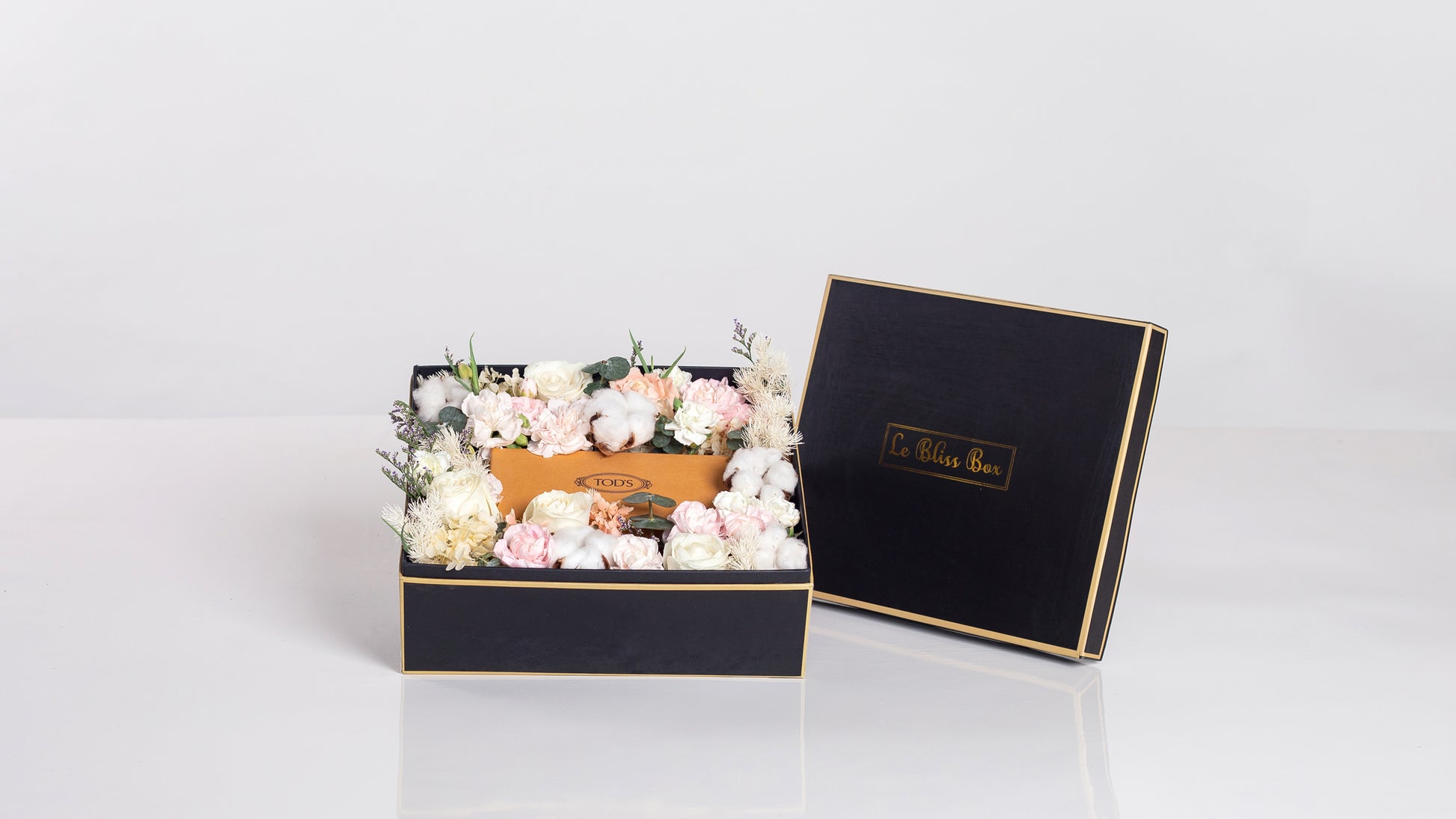 Flat Gift in a Gift Box - Le Bliss Bouquet