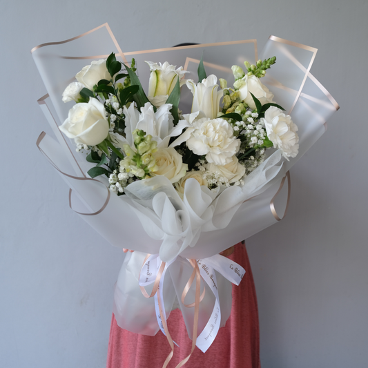 White RoseLilies Bouquet - Le Bliss Bouquet