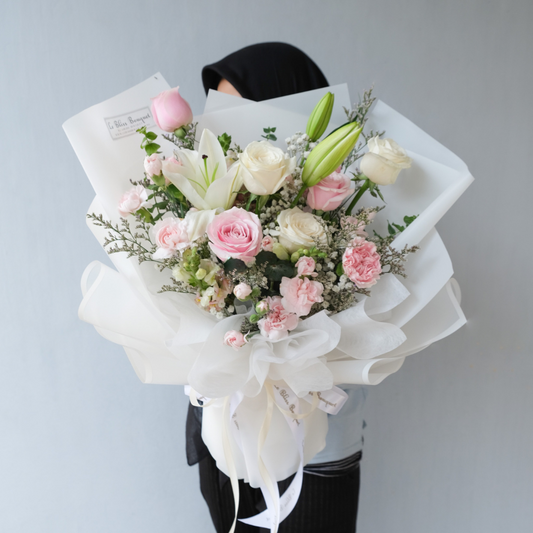Sweet Pink White Lily Large Bouquet - Le Bliss Bouquet