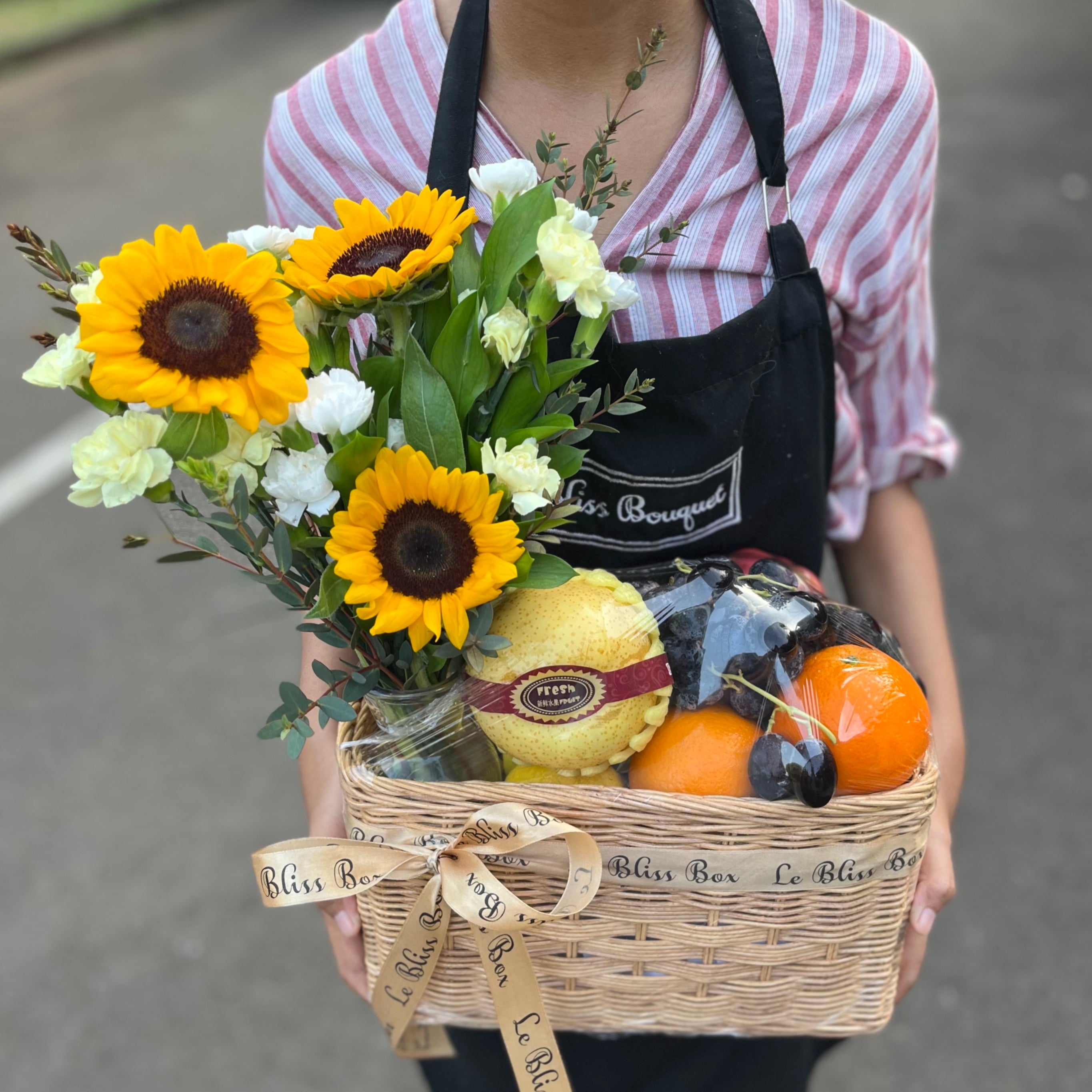 Sunshine Sunflower Fruit Parcel