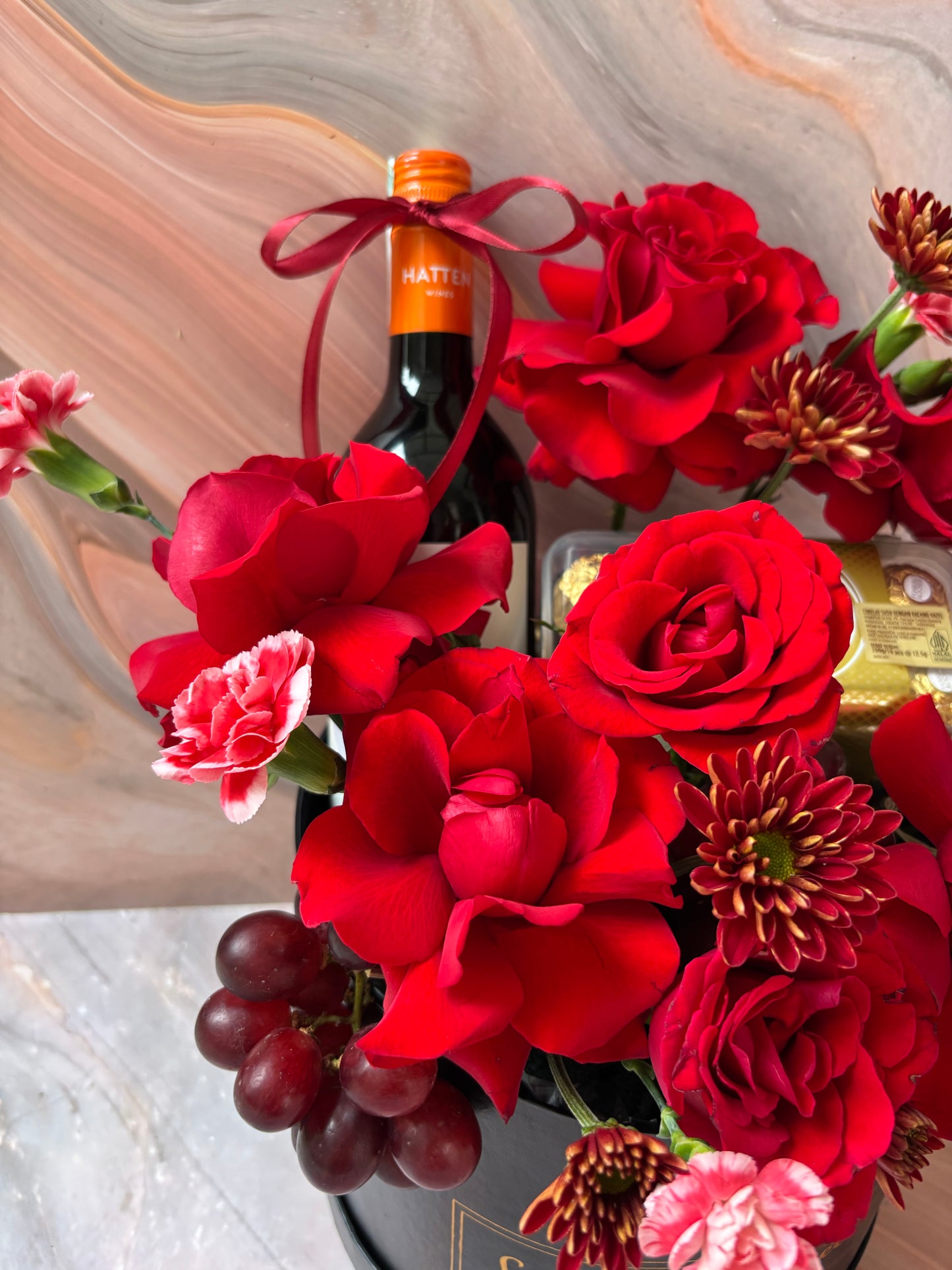 Red Rose Wine Blooming Box