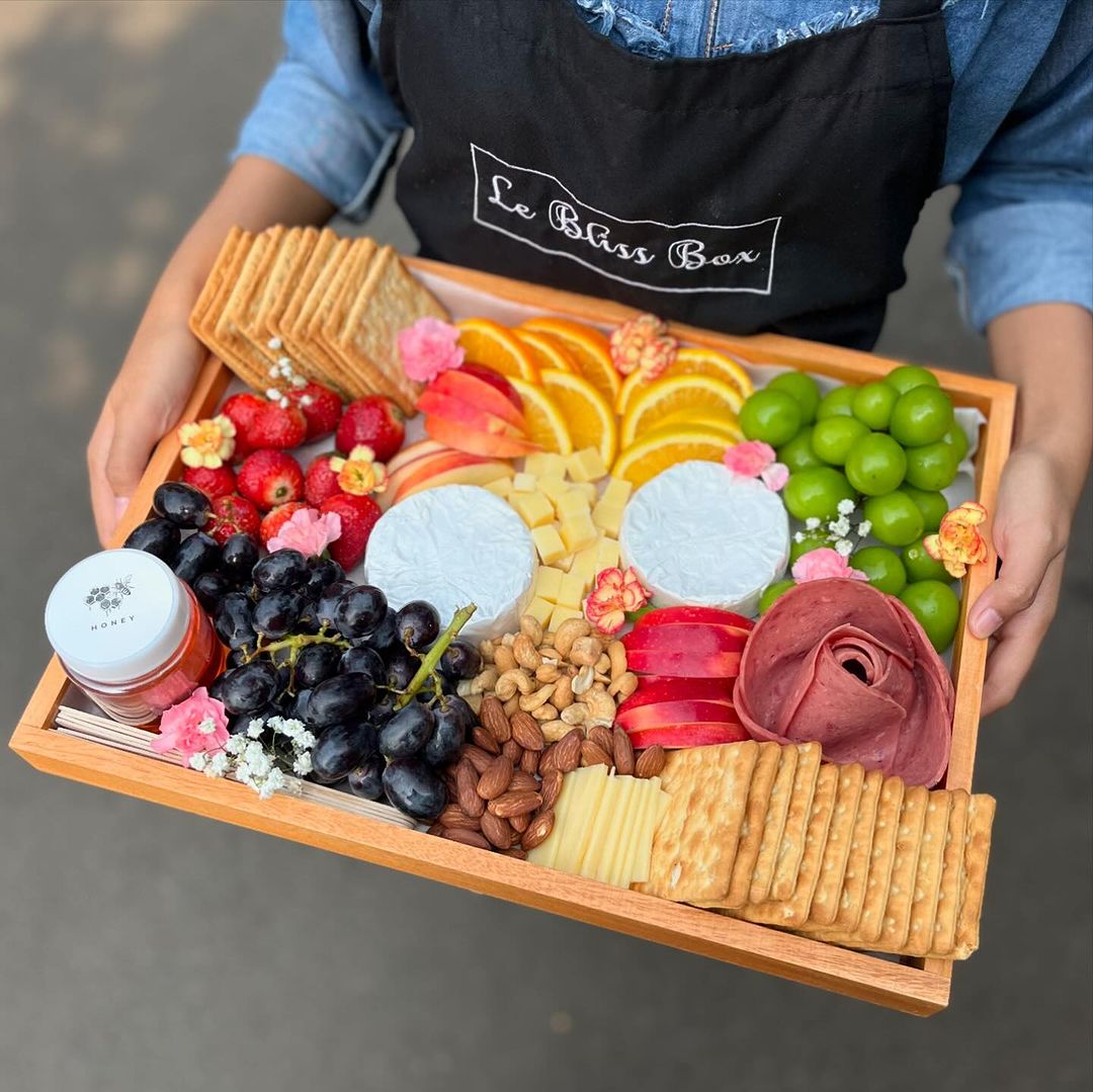 Xtra Premium Cheese Fruit Wooden Platter