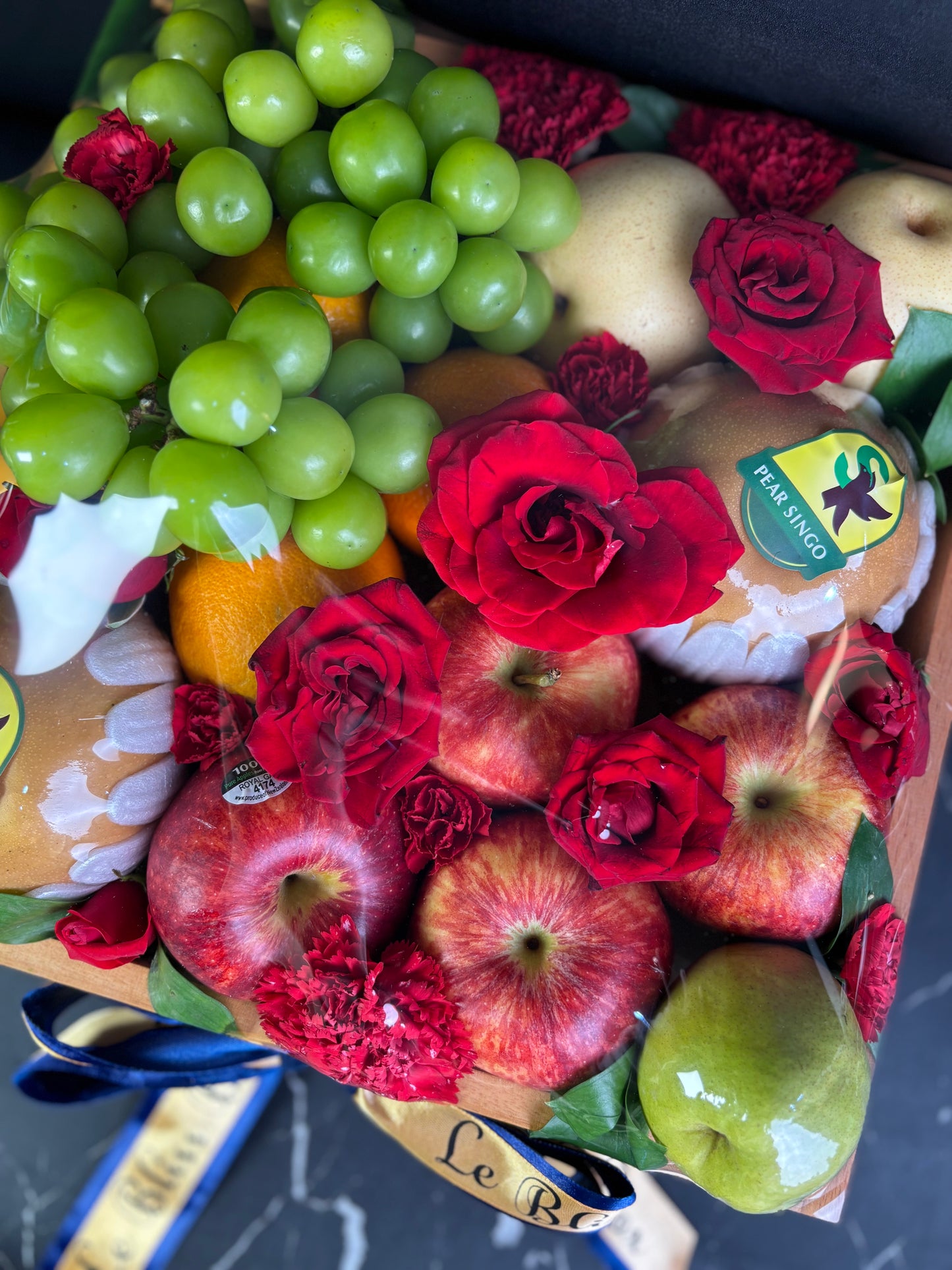 Red Rose Wooden Fruit Box
