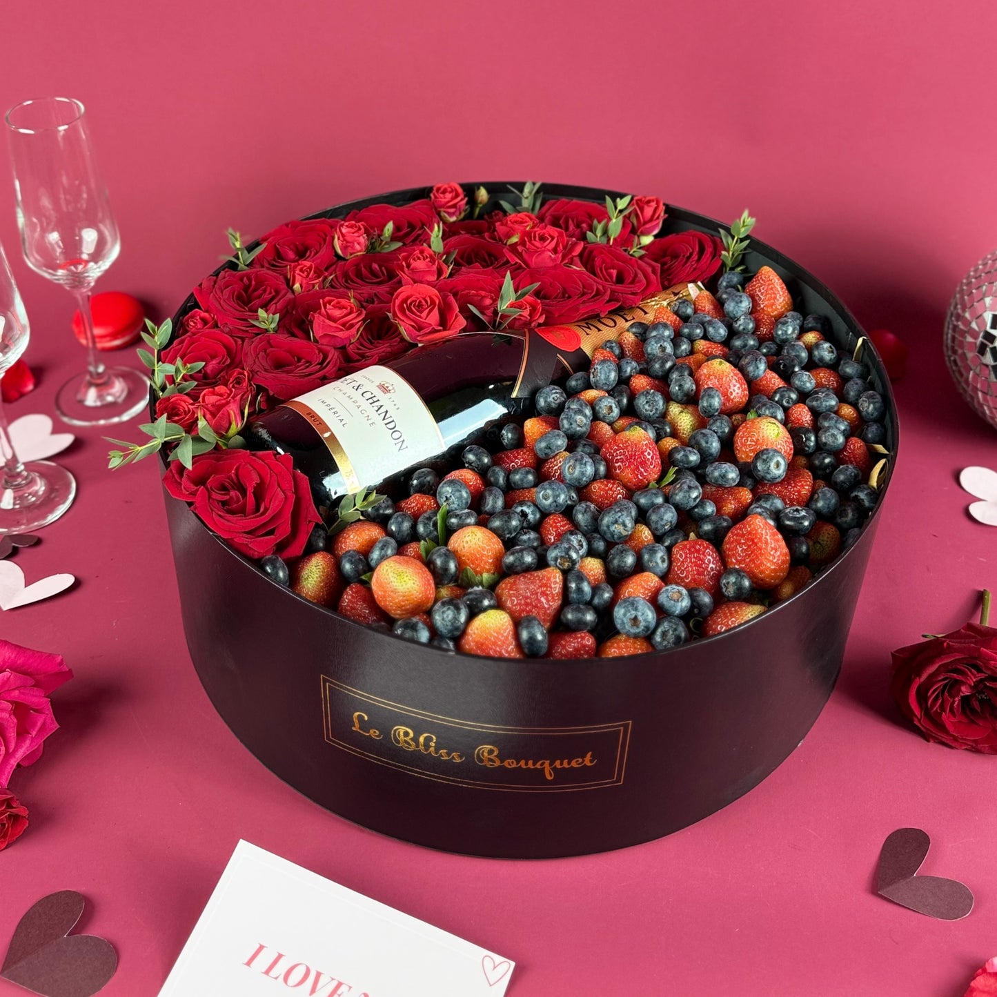Classic Moet Berry Round Box