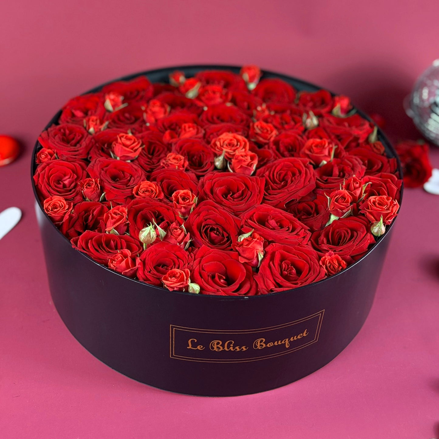 Classic Red Rose Round Box