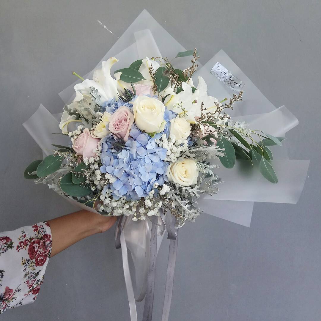 Blue Hydrangea Large Bouquet