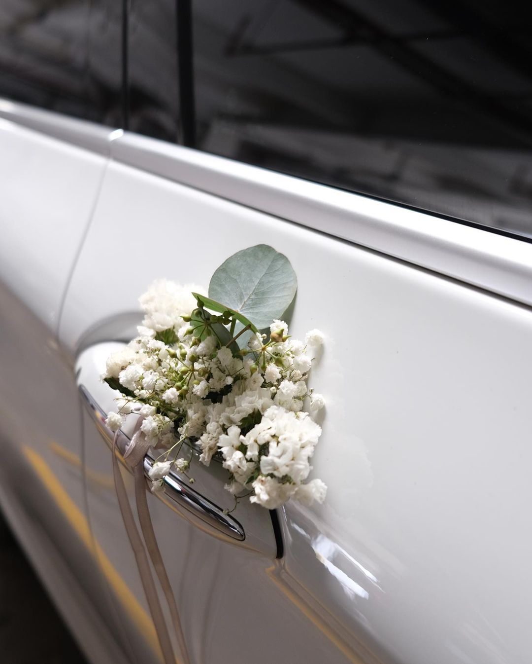 Wedding Car Flower Decor