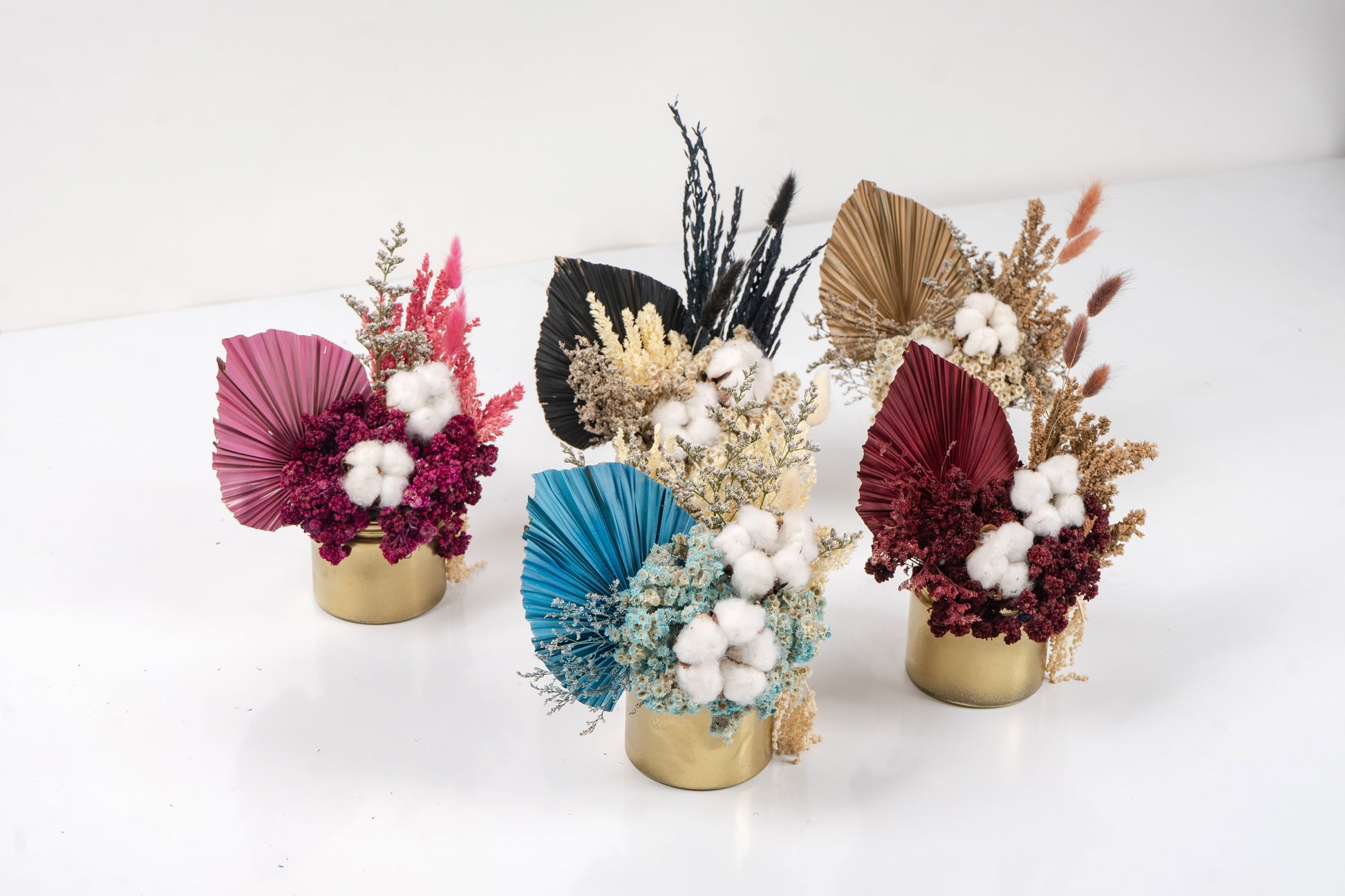 Petite Jar Flower Arrangement - Le Bliss Bouquet