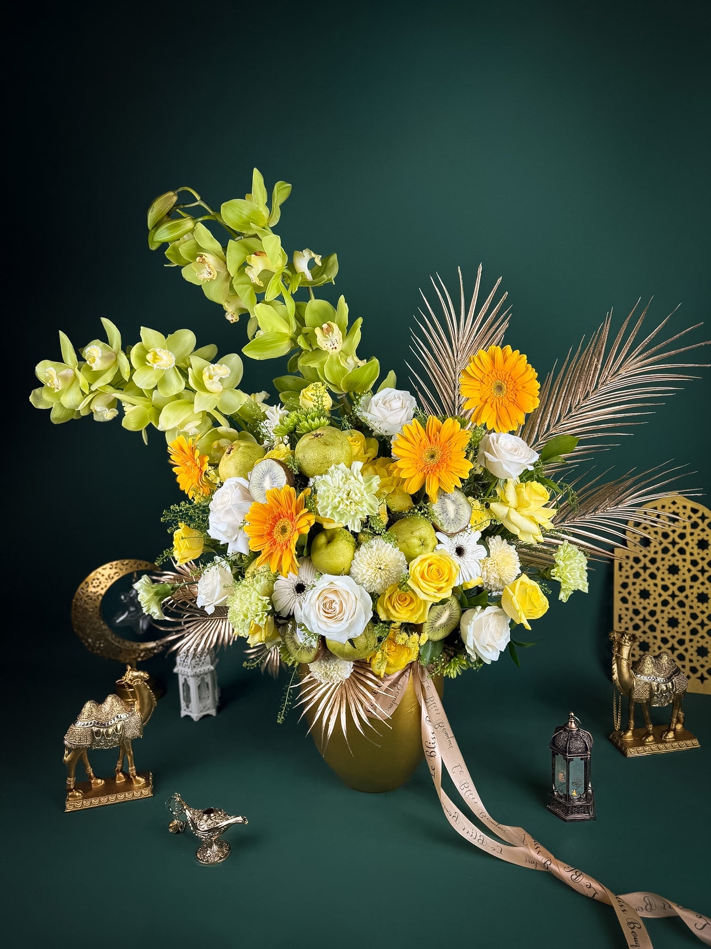 Grand Noor Vase Arrangement