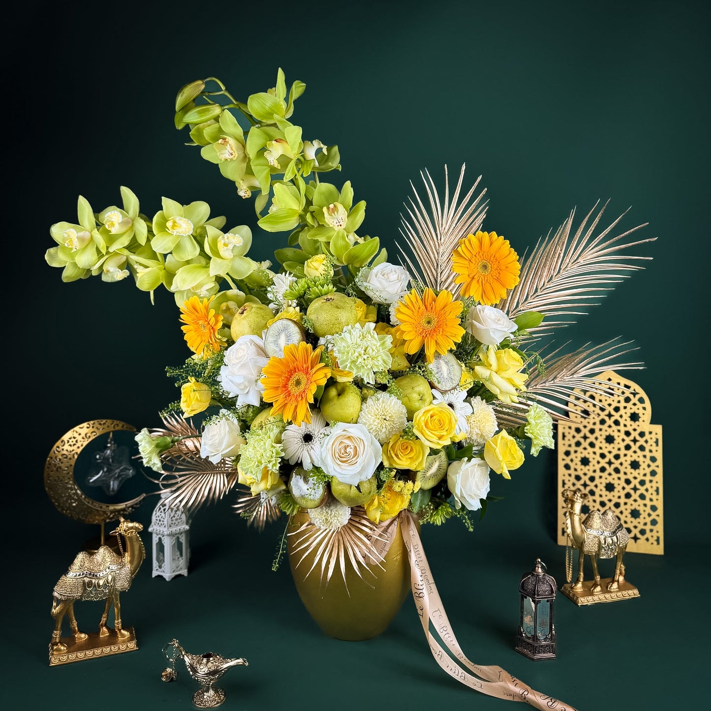 Grand Noor Vase Arrangement