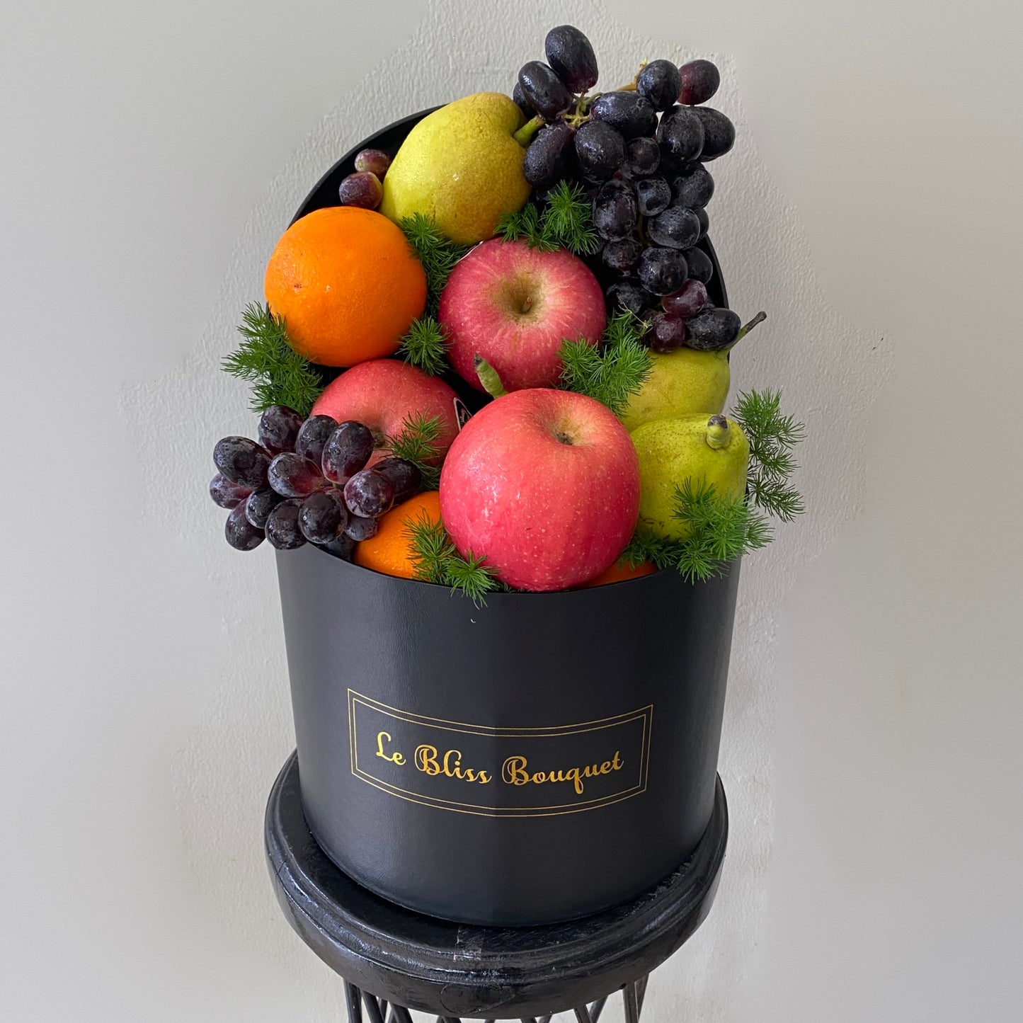 Parcel Buah BloomBox dari Le Bliss Bouquet dengan berbagai pilihan buah segar, dikirim pada hari yang sama ke Jakarta, Bintaro, Tangerang, dan Cirebon.