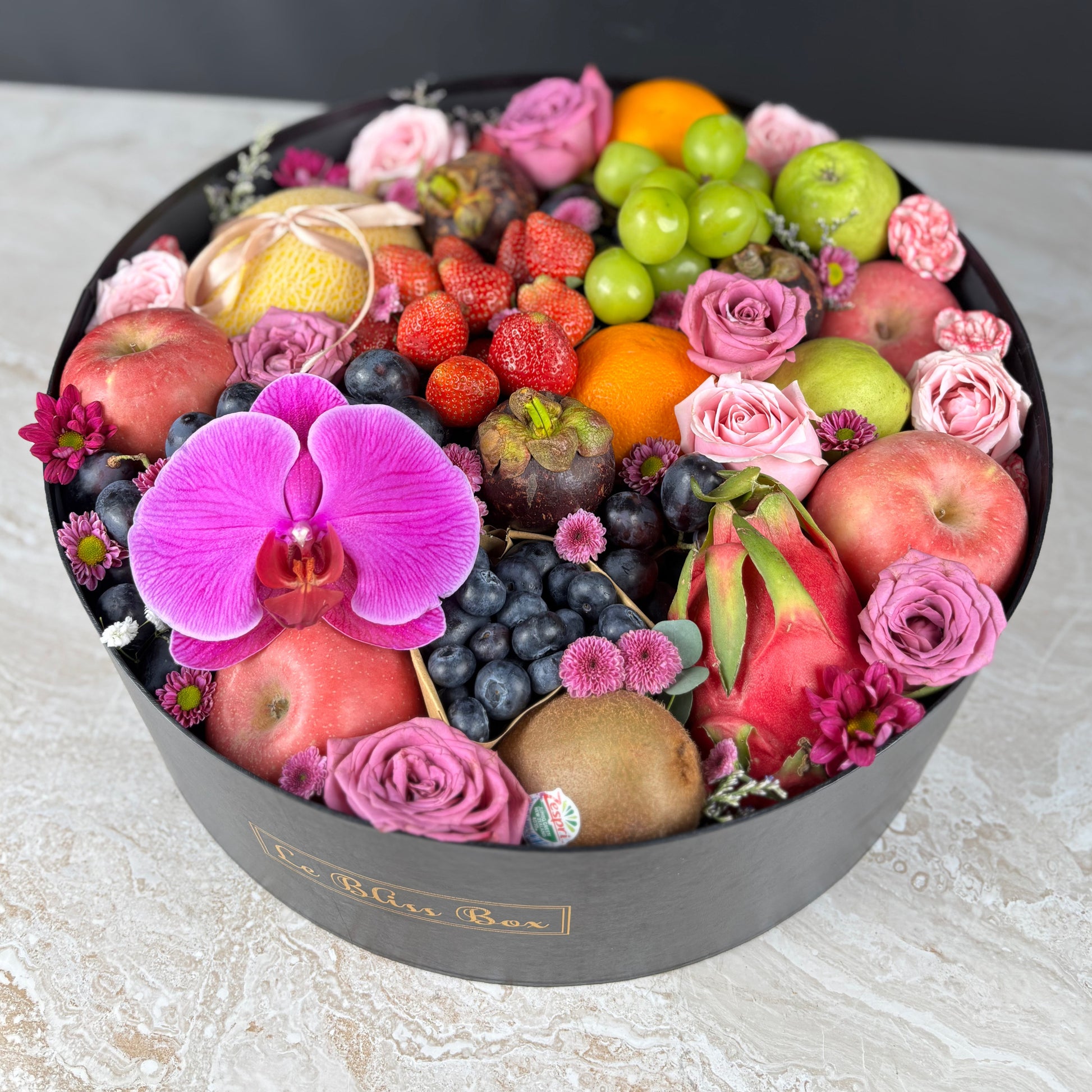 Parcel Buah Terbaik dengan bunga anggrek Surabaya, Jakarta, Cirebon