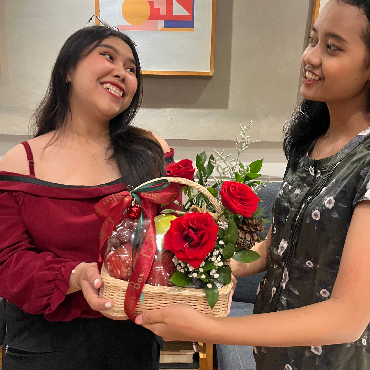 Parcel buah Natal Le Bliss Bouquet untuk pengiriman ke Jakarta, Bintaro, dan Cirebon.