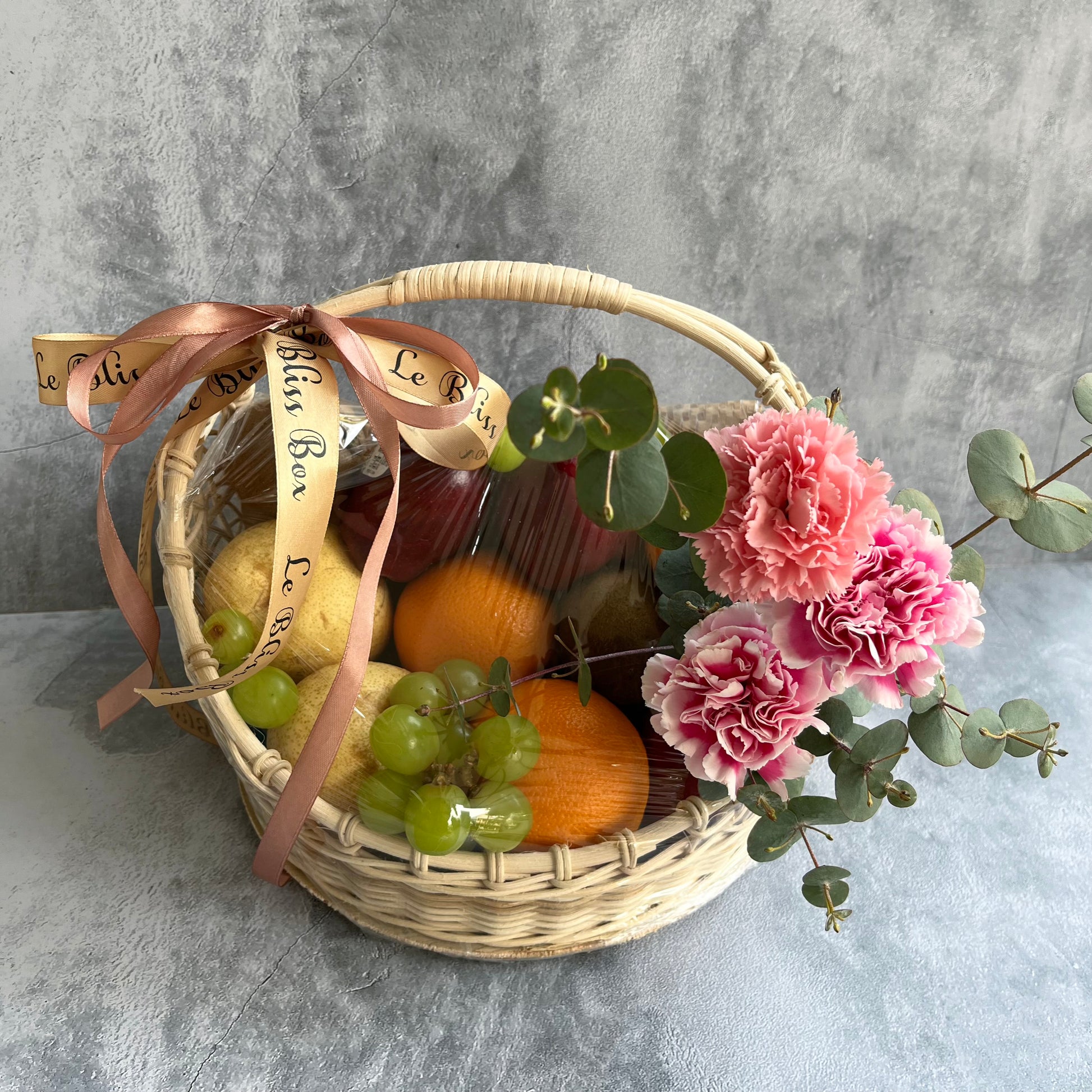 Parcel buah dan bunga dari Le Bliss Box, pengiriman cepat ke Jakarta, Bintaro, Tangerang, Cirebon, Surabaya