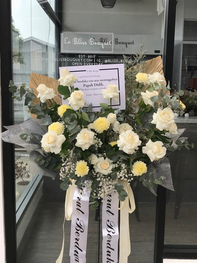 Standing flower duka cita elegan untuk pengiriman di Bintaro dan Cirebon