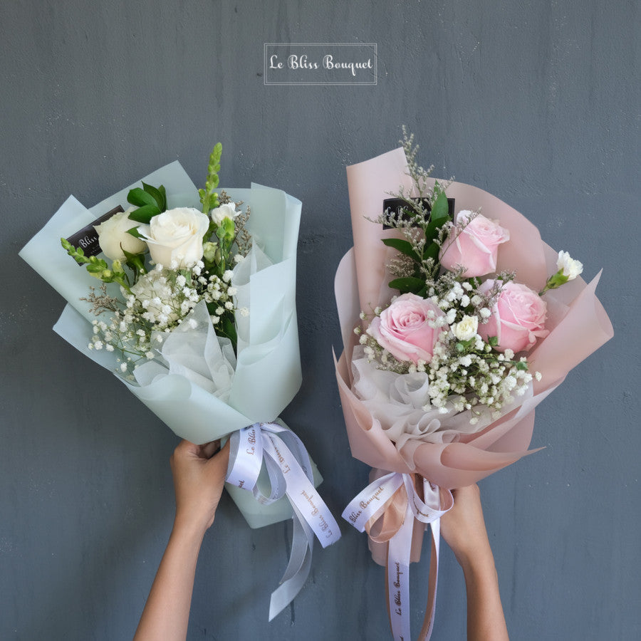 Signature Three Rose Smallie Bouquet