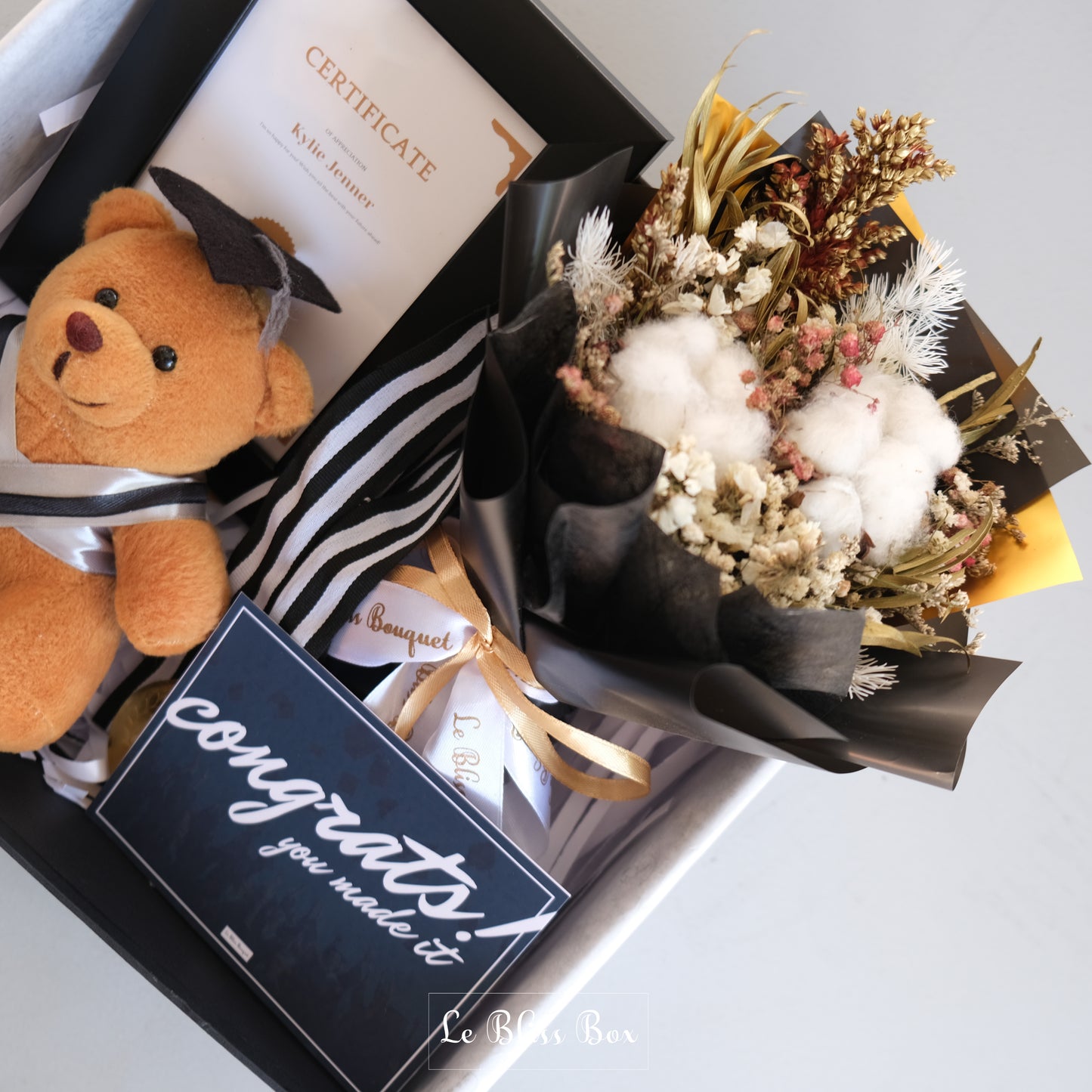 Premium Gift Box Graduation Edition - Le Bliss Bouquet