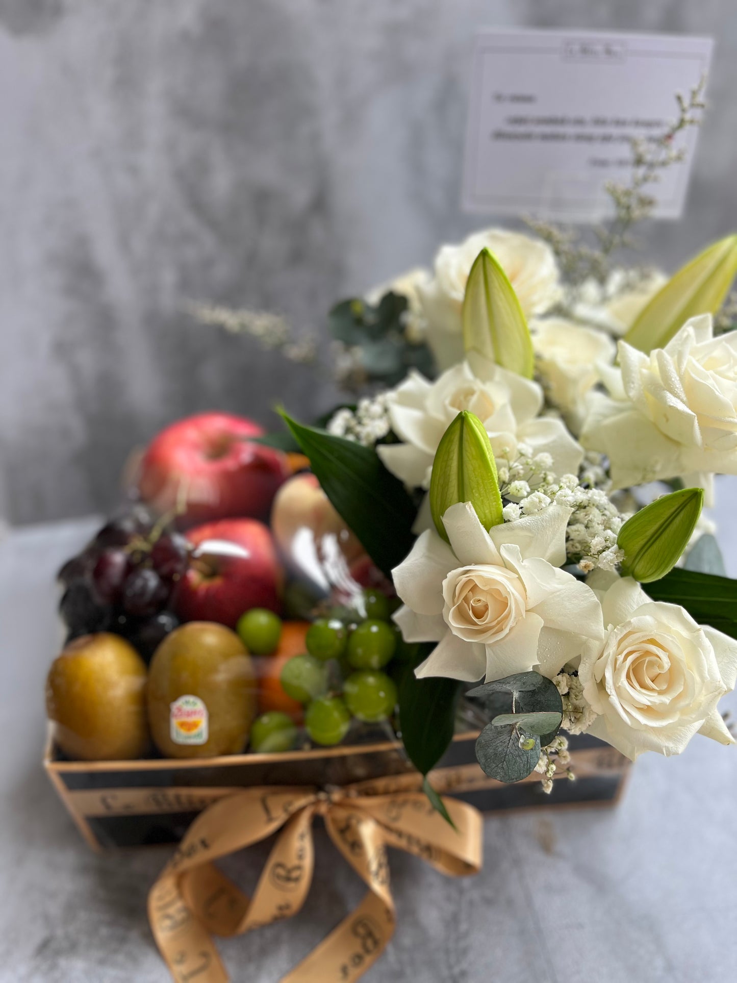 White Rose Lily Fruit Box