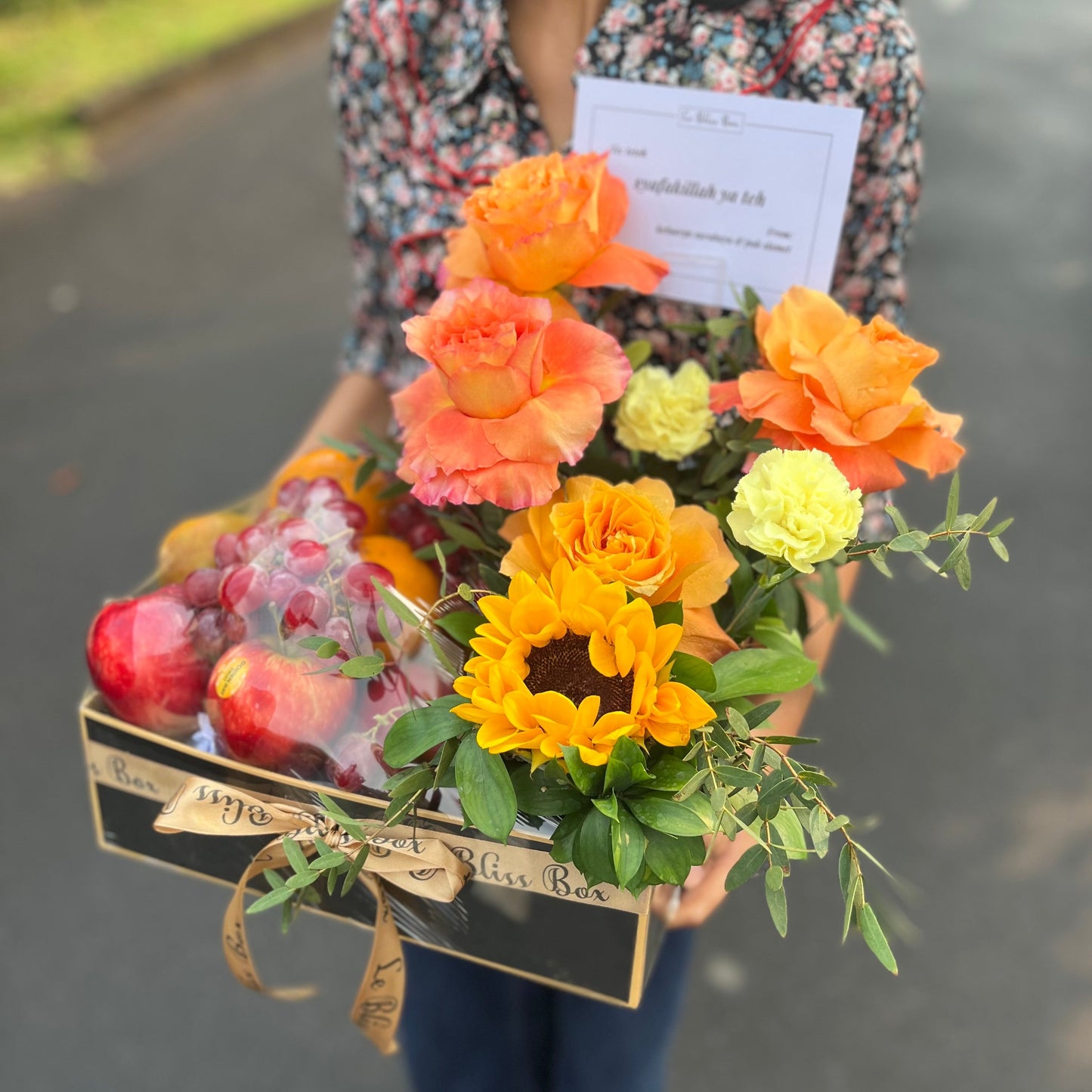 Sunflower Free Spirit Fruit Box