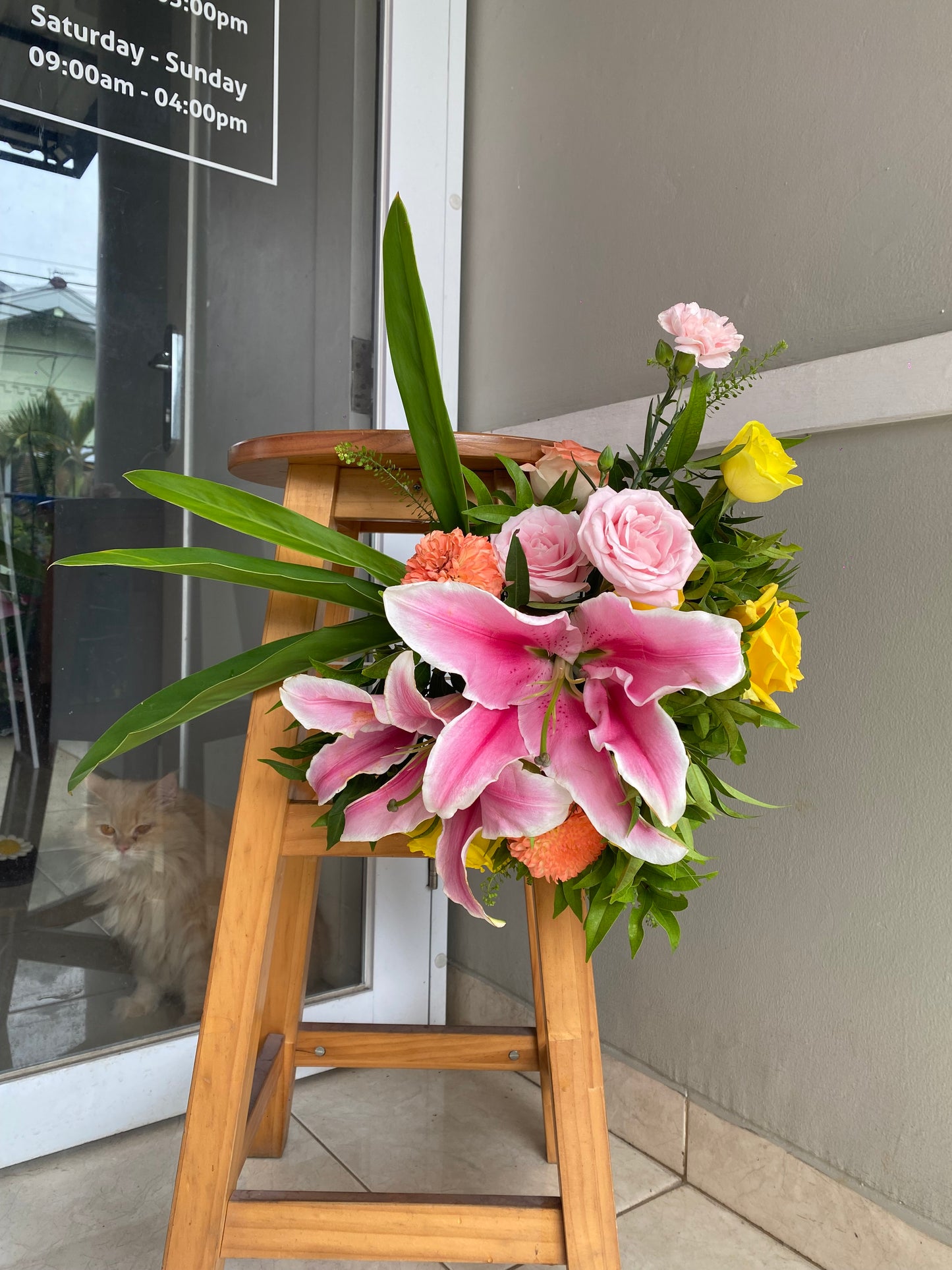 Tropical Flower Chair Decor