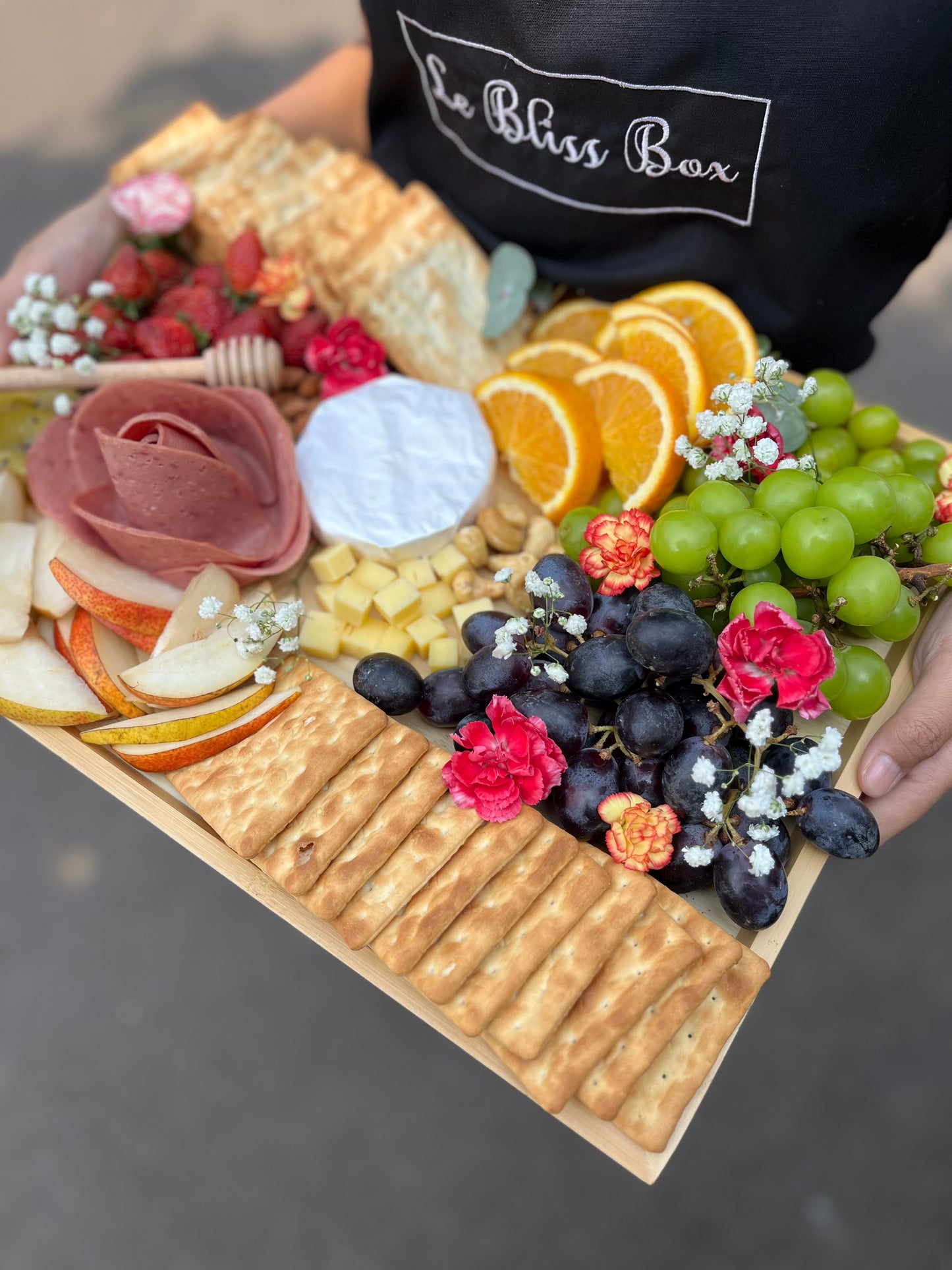 charcuterie board cheese platter by le bliss. same day delivery jakarta bintaro jabodetabek