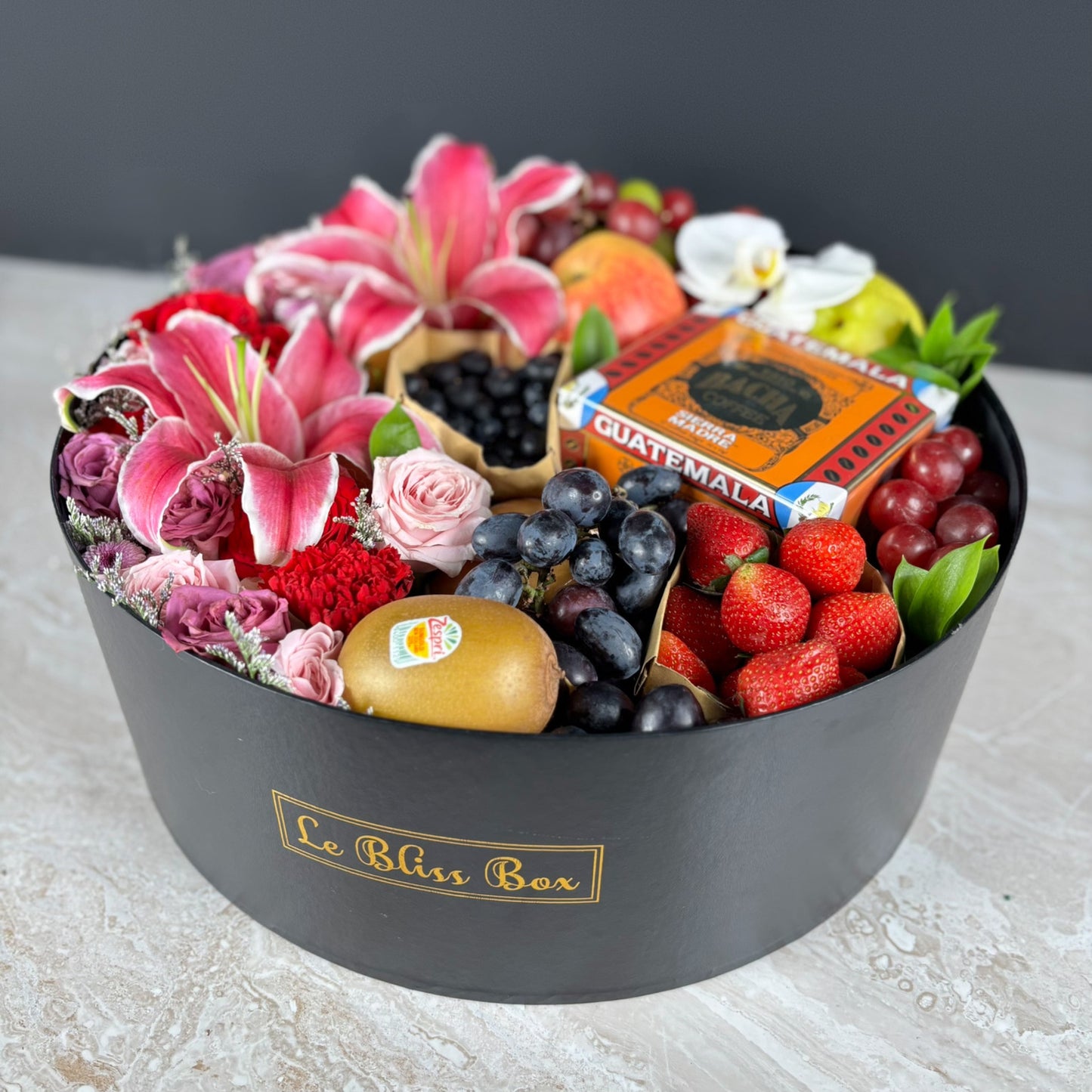 Bacha Blushing Grand Round Fruit Box